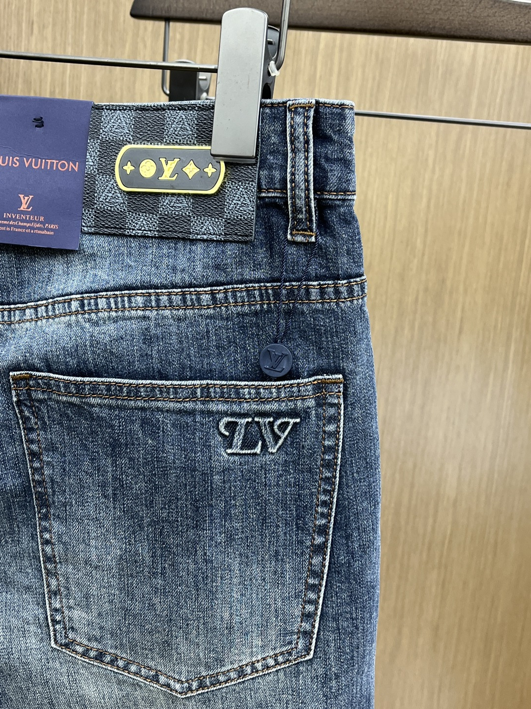 早春款 LV 🔥🔥高端定制 26早春新款薄款牛仔裤 柜台同步发售 原版定制复刻 客供五金辅料 原单品质 