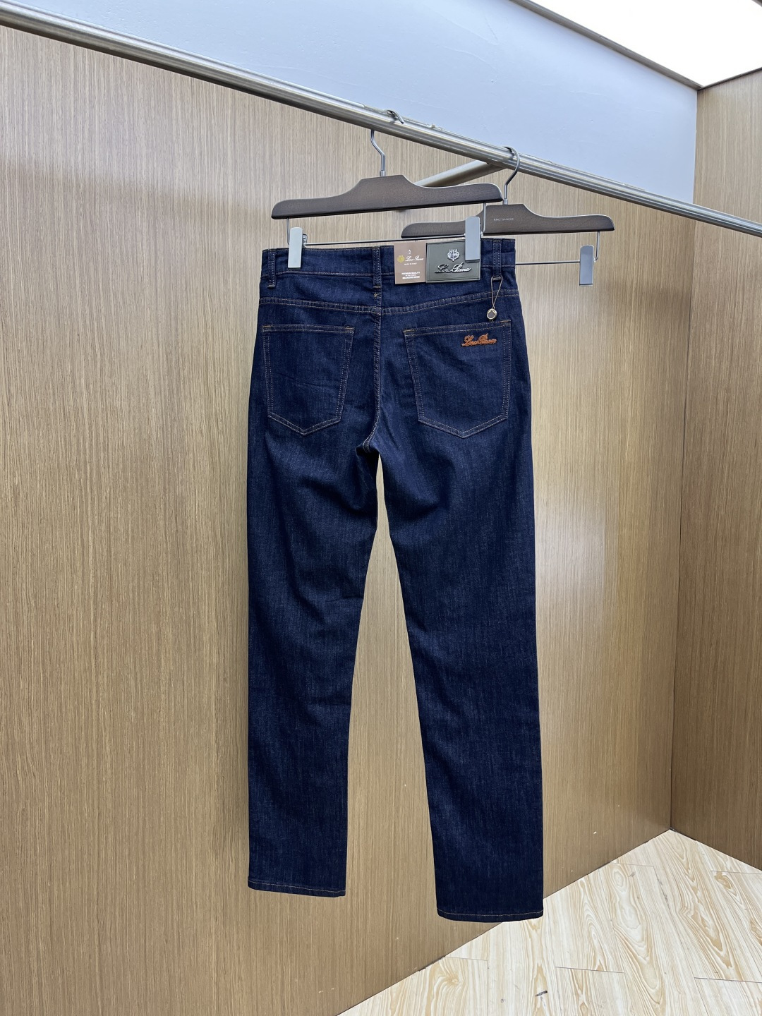 早春款 Loro Piana 🔥🔥高端定制 26早春新款薄款牛仔裤 柜台同步发售 原版定制复刻 客供五金