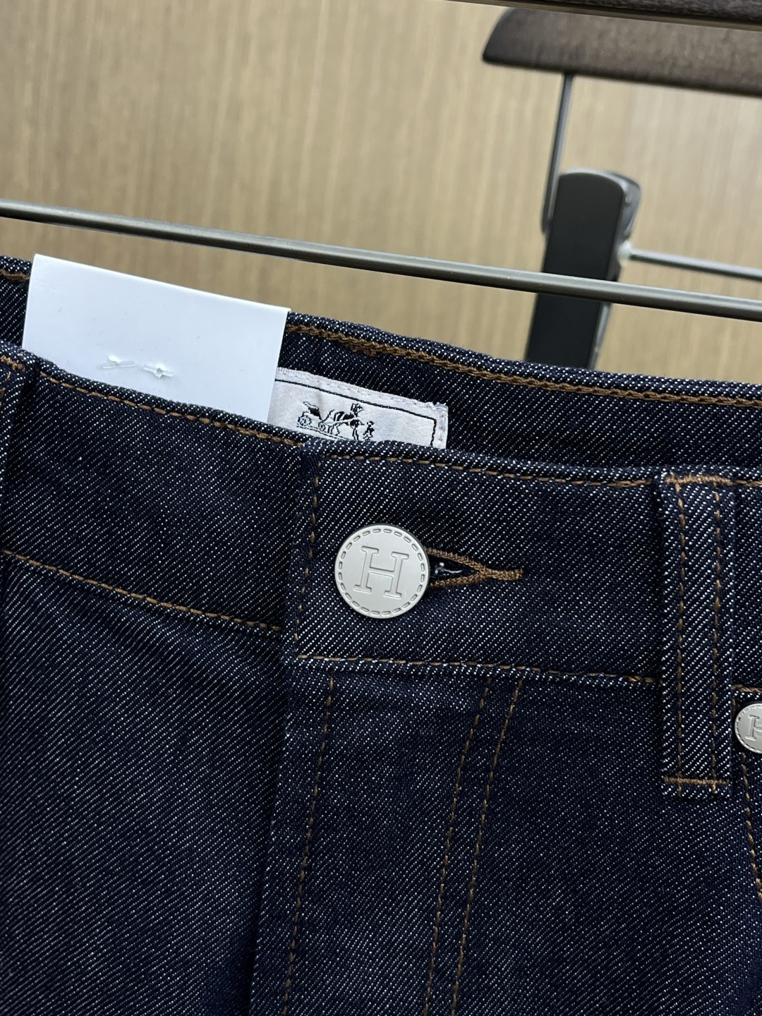 早春款 HER 🔥🔥高端定制 26早春新款薄款牛仔裤 柜台同步发售 原版定制复刻 客供五金辅料 原单品质