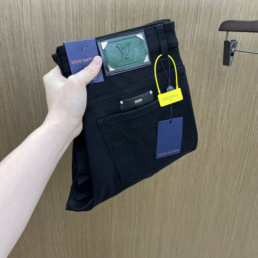 早春款 LV 🔥🔥高端定制 26早春新款薄款牛仔裤 柜台同步发售 原版定制复刻 客供五金辅料 原单品质 