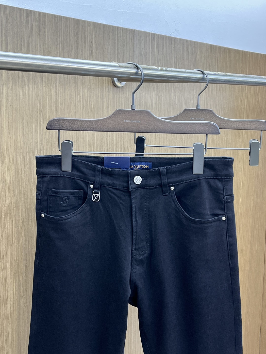 早春款 LV 🔥🔥高端定制 26早春新款薄款牛仔裤 柜台同步发售 原版定制复刻 客供五金辅料 原单品质 