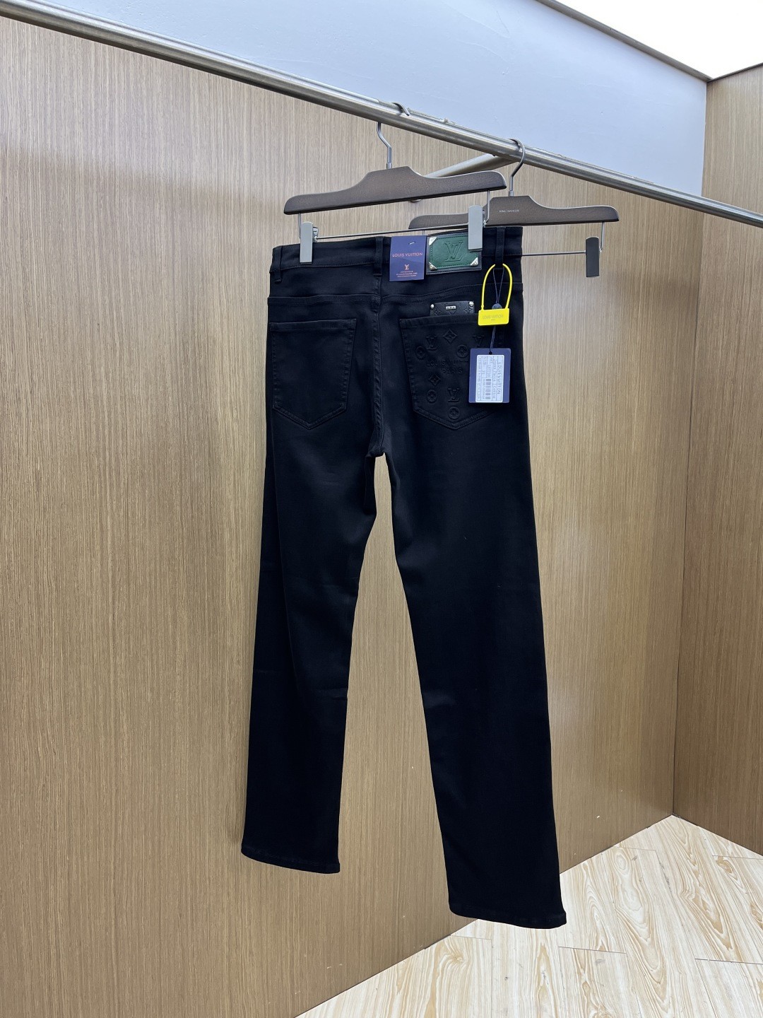 早春款 LV 🔥🔥高端定制 26早春新款薄款牛仔裤 柜台同步发售 原版定制复刻 客供五金辅料 原单品质 