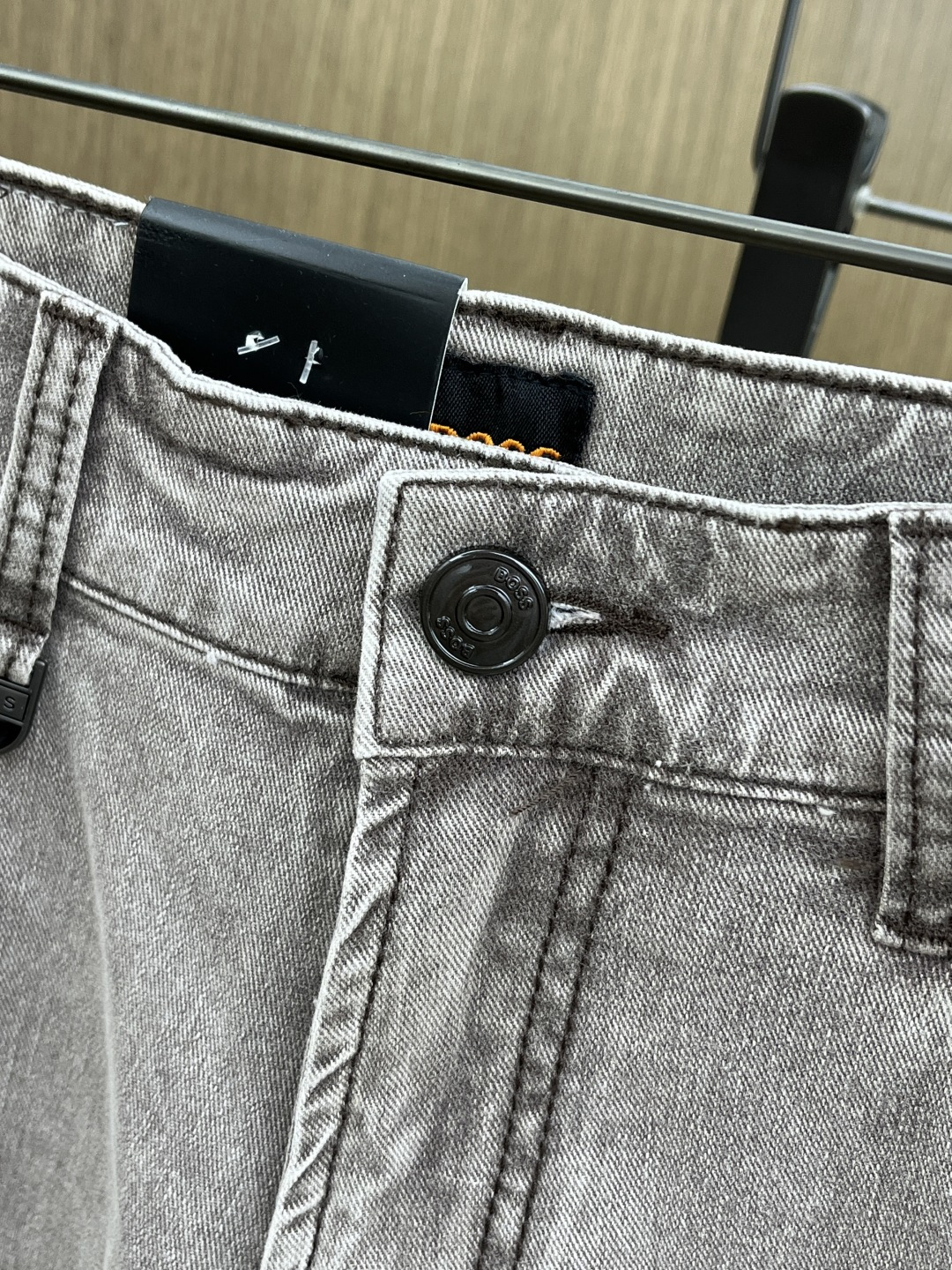 早春款 Hugo 🔥🔥高端定制 26早春新款薄款牛仔裤 柜台同步发售 原版定制复刻 客供五金辅料 原单品