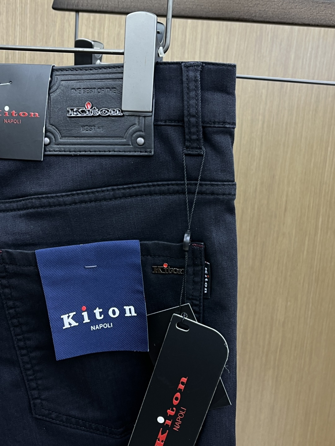 早春款 Kiton 🔥🔥高端定制 26早春新款薄款牛仔裤 柜台同步发售 原版定制复刻 客供五金辅料 原单