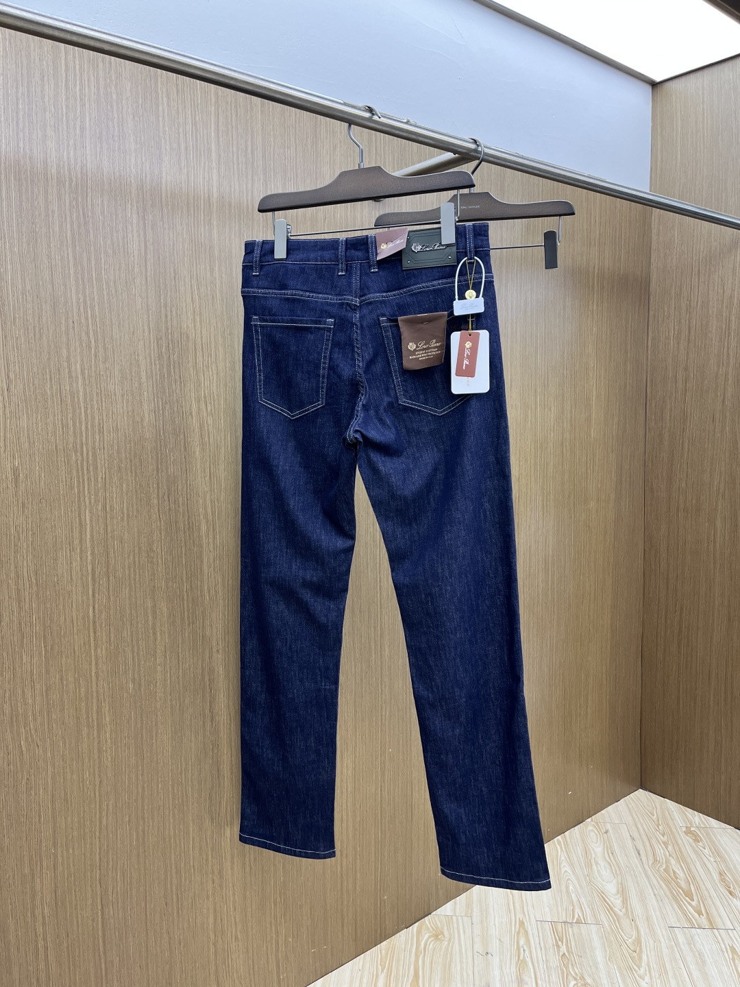 早春款 Loro Piana 🔥🔥高端定制 26早春新款薄款牛仔裤 柜台同步发售 原版定制复刻 客供五金