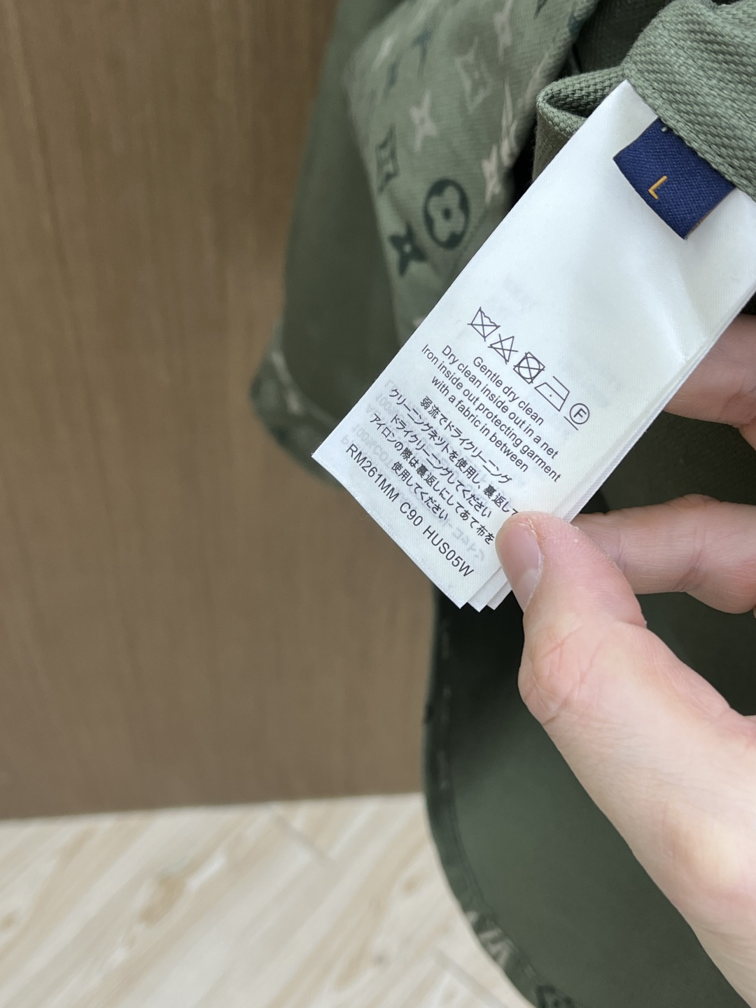 早春款 LV 🔥🔥早春休闲系列，最新时尚提花夹克牛仔外套.多边幅拼接设计，处处细节显工艺足够的高级 结构