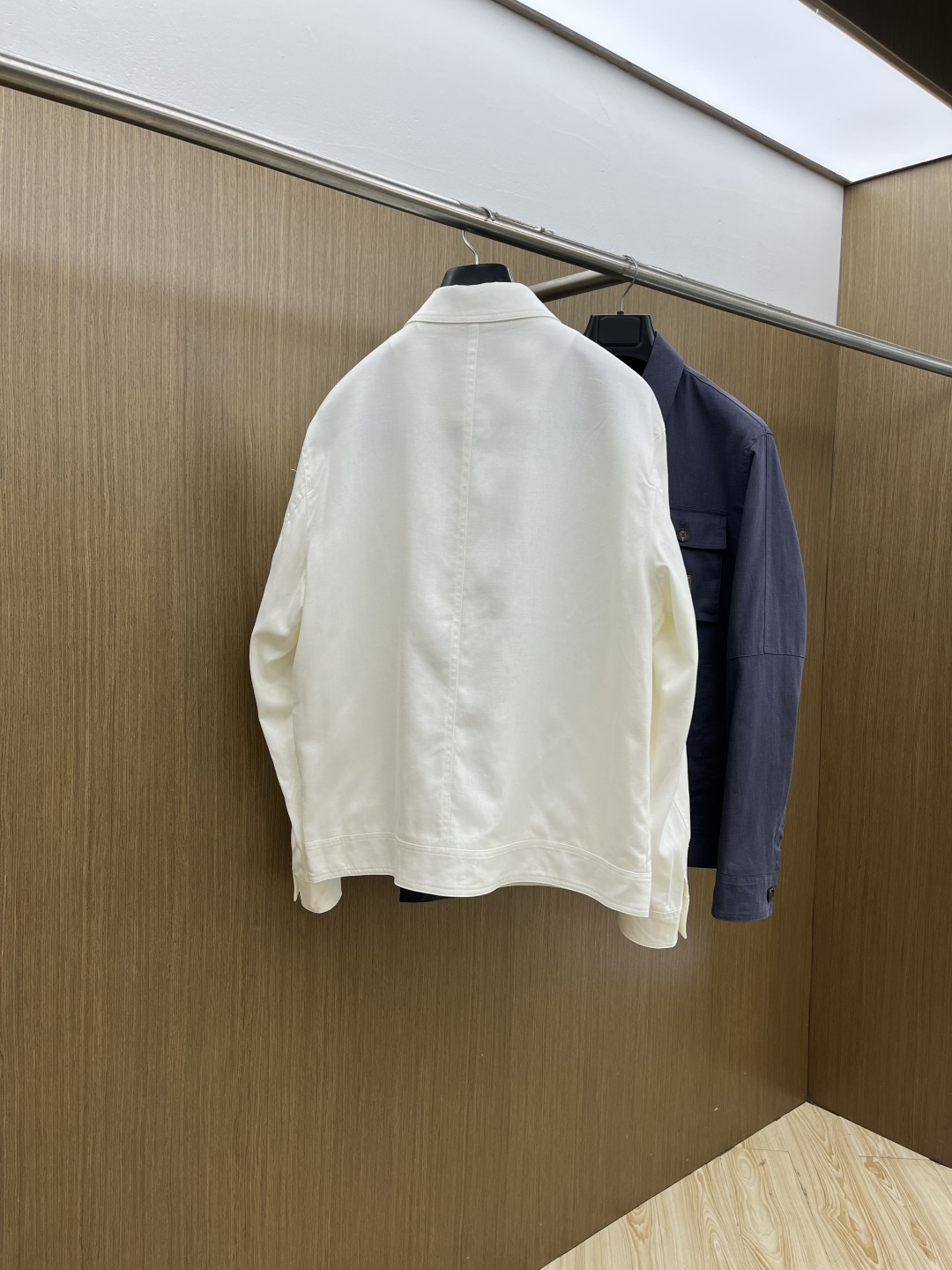 早春款 BC 🔥🔥早春轻奢老钱风系列，最新时尚翻领夹克外套.胸前口袋皮牌logo，处处细节显工艺足够的高