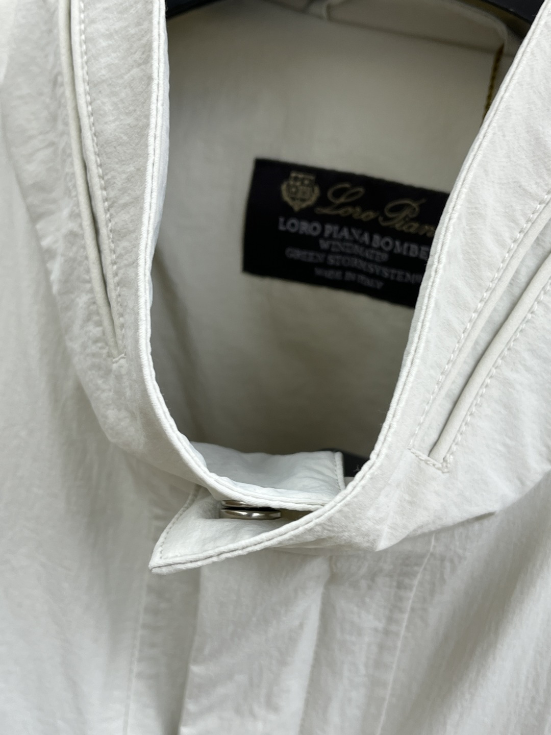 早春款 Loro Piana 🔥🔥早春轻奢休闲系列，最新时尚立领夹克外套..处处细节显工艺足够的高级 结