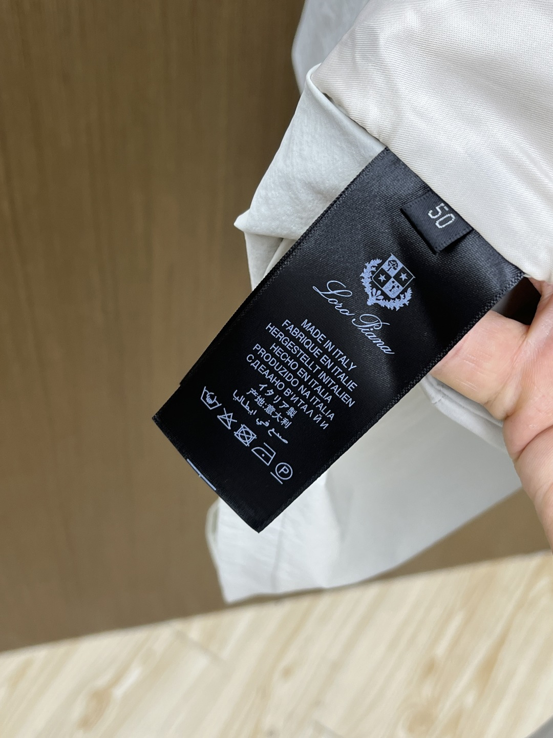 早春款 Loro Piana 🔥🔥早春轻奢休闲系列，最新时尚立领夹克外套..处处细节显工艺足够的高级 结