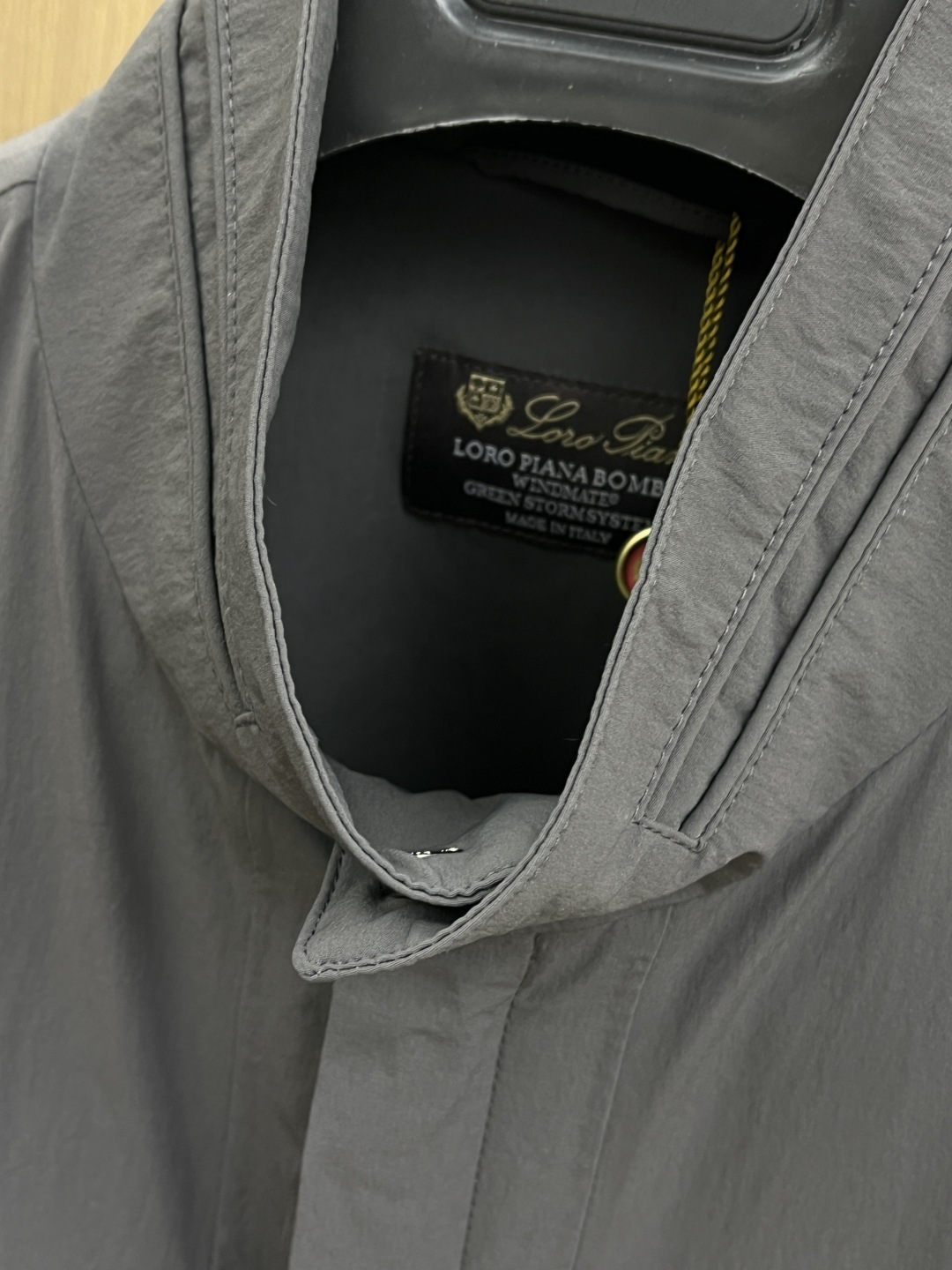 早春款 Loro Piana 🔥🔥早春轻奢休闲系列，最新时尚立领夹克外套..处处细节显工艺足够的高级 结