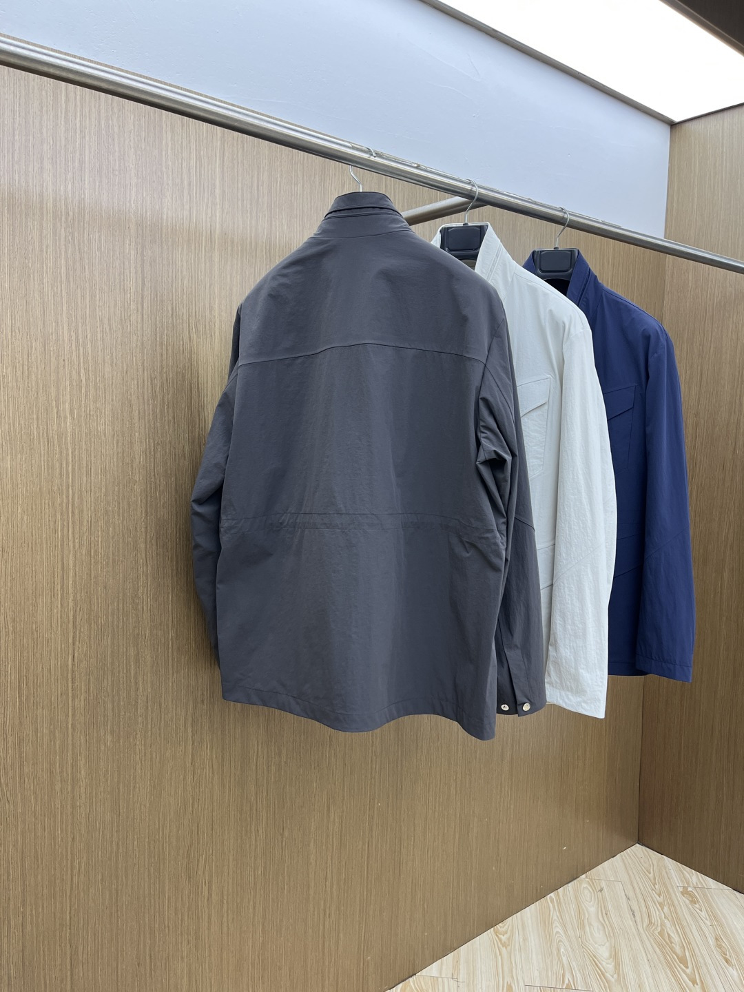 早春款 Loro Piana 🔥🔥早春轻奢休闲系列，最新时尚立领夹克外套..处处细节显工艺足够的高级 结