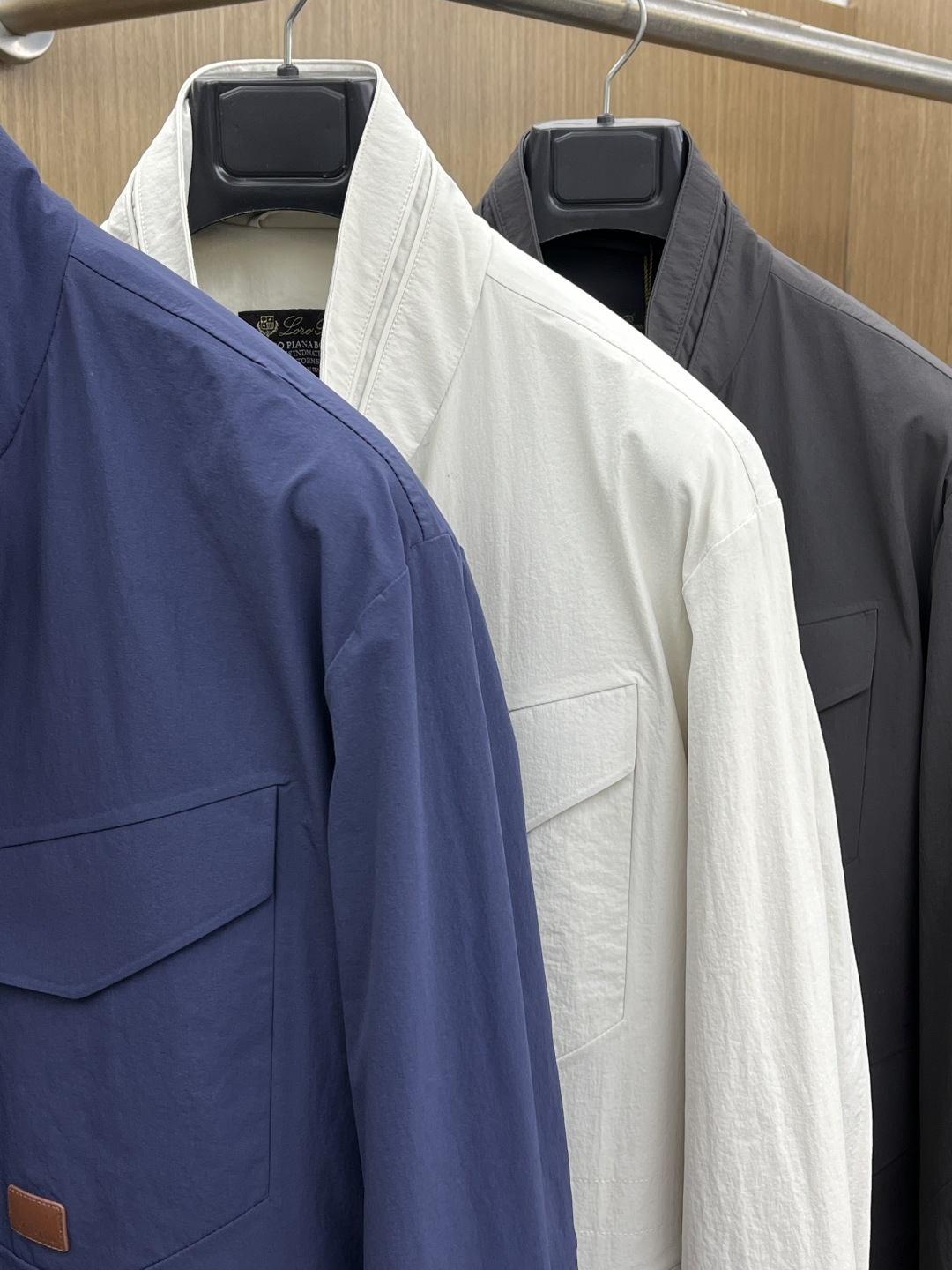 早春款 Loro Piana 🔥🔥早春轻奢休闲系列，最新时尚立领夹克外套..处处细节显工艺足够的高级 结