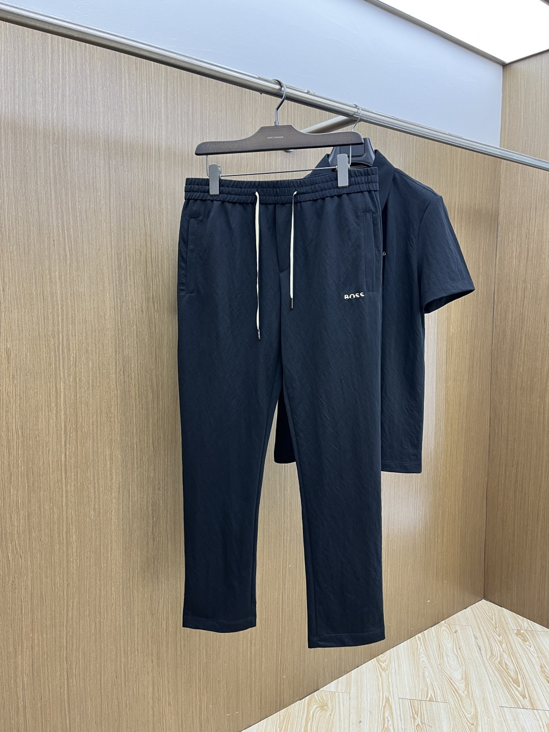 早春/套 Boss 🔥🔥春夏新款简约休闲套装 精选新疆长绒棉 纱线环保染色定型 面料洗水上身软软舒适 多