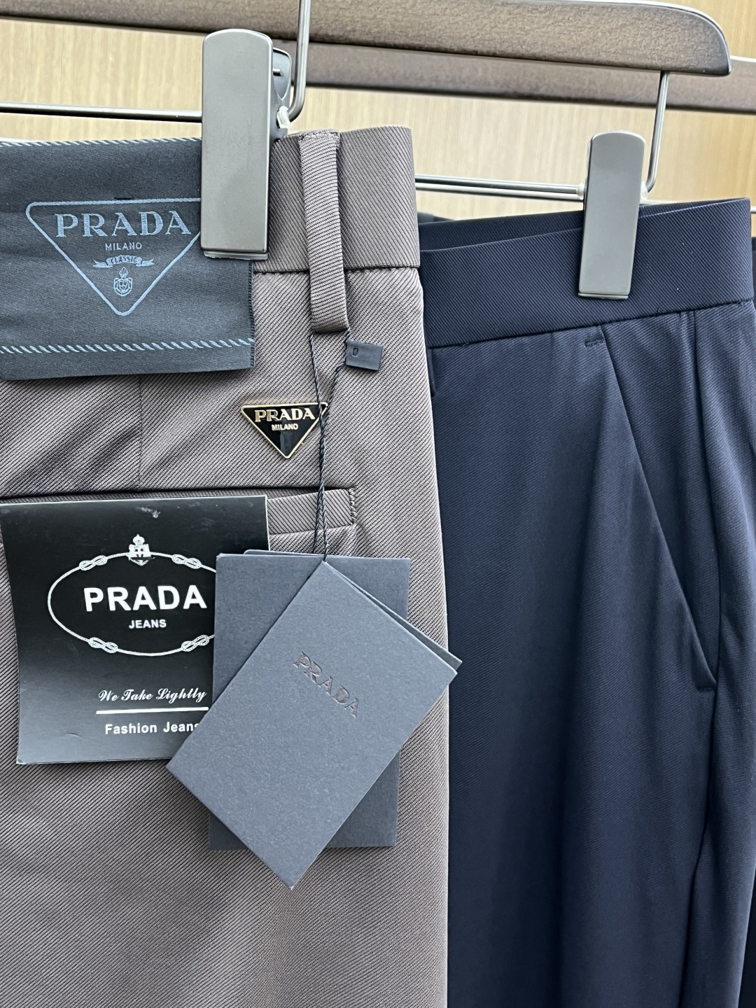 早春款 PD 🔥🔥高端定制 26早春新款薄款休闲西裤 柜台同步发售 原版定制复刻 客供五金辅料 原单品质