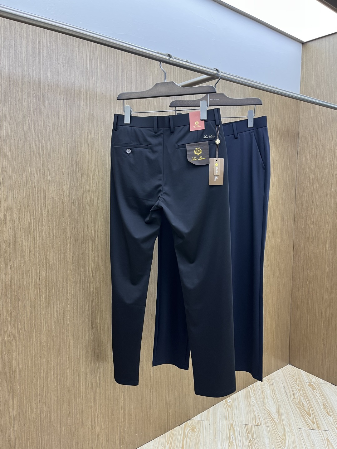 早春款 Loro Piana 🔥🔥高端定制 26早春新款薄款休闲西裤 柜台同步发售 原版定制复刻 客供五