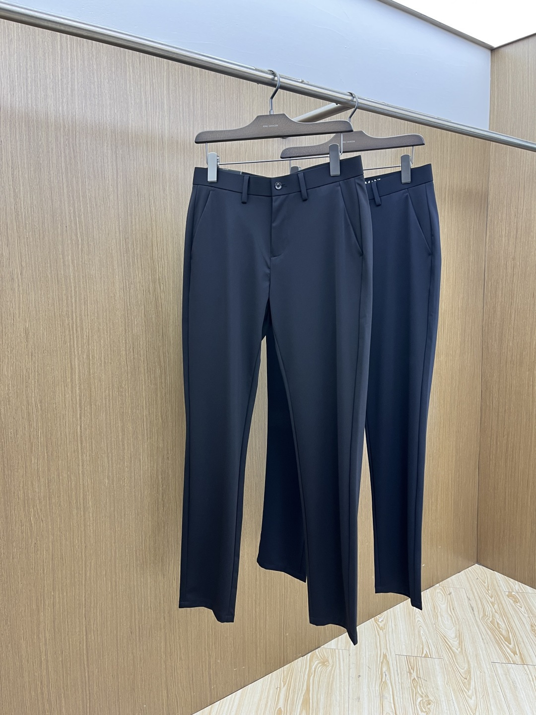 早春款 AJ 🔥🔥高端定制 26早春新款薄款休闲西裤 柜台同步发售 原版定制复刻 客供五金辅料 原单品质