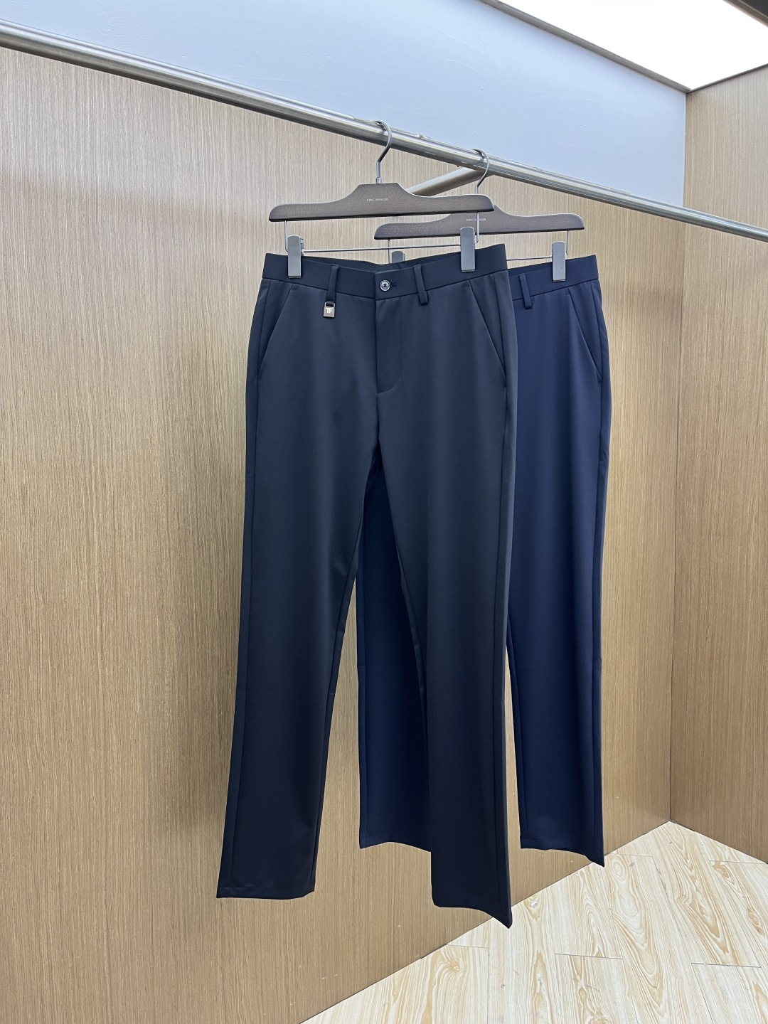 早春款 TF 🔥🔥高端定制 26早春新款薄款休闲西裤 柜台同步发售 原版定制复刻 客供五金辅料 原单品质