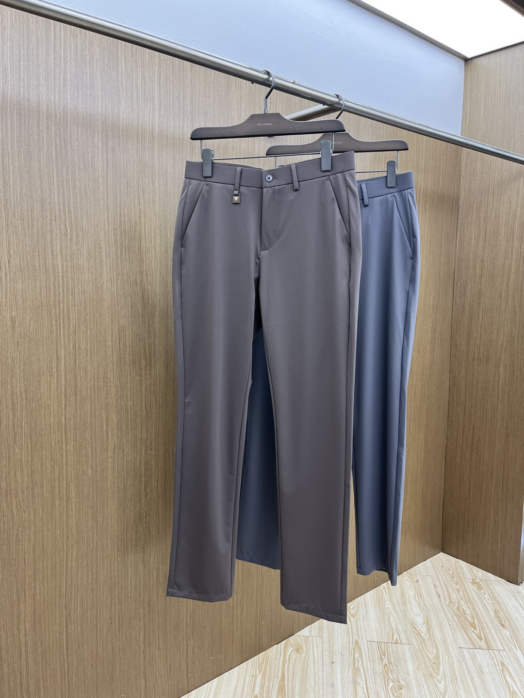 早春款 TF 🔥🔥高端定制 26早春新款薄款休闲西裤 柜台同步发售 原版定制复刻 客供五金辅料 原单品质