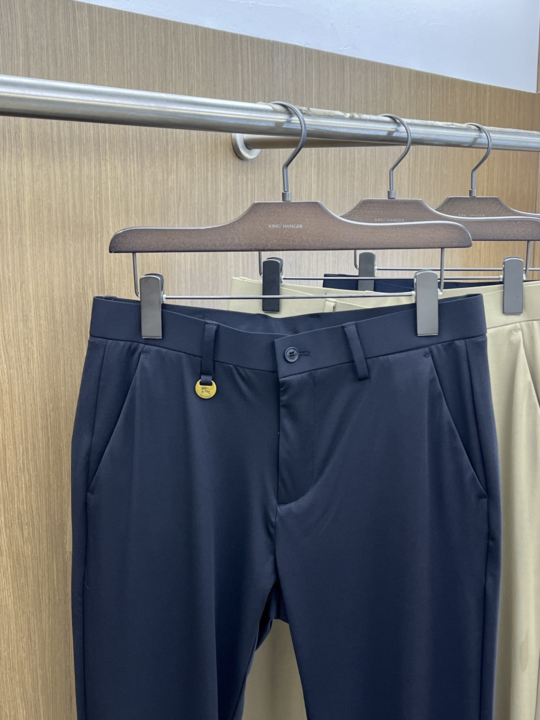 早春款 BBR 🔥🔥高端定制 26早春新款薄款休闲西裤 柜台同步发售 原版定制复刻 客供五金辅料 原单品