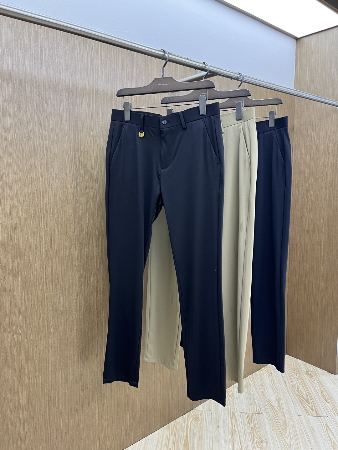 早春款 BBR 🔥🔥高端定制 26早春新款薄款休闲西裤 柜台同步发售 原版定制复刻 客供五金辅料 原单品