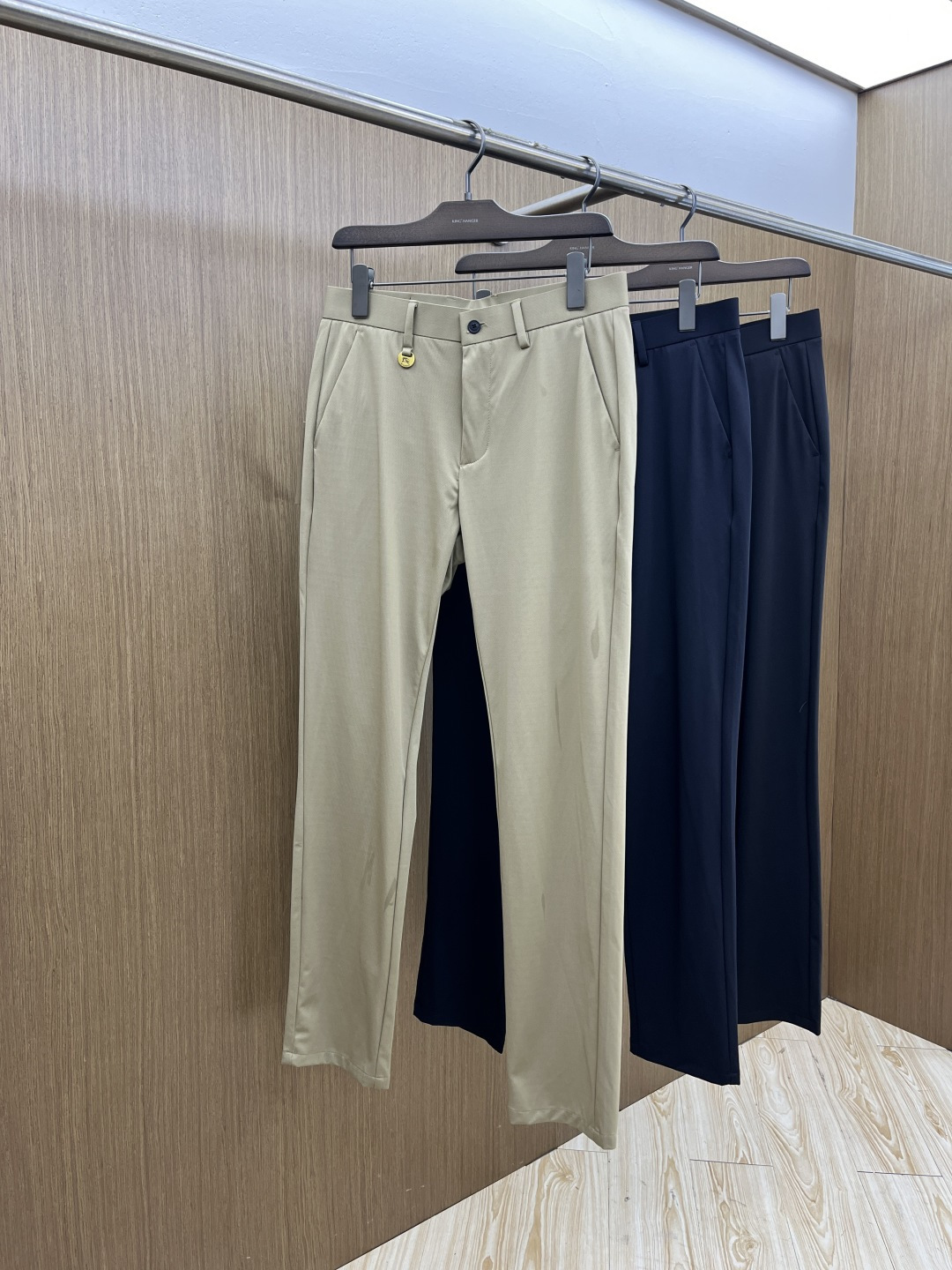 早春款 BBR 🔥🔥高端定制 26早春新款薄款休闲西裤 柜台同步发售 原版定制复刻 客供五金辅料 原单品
