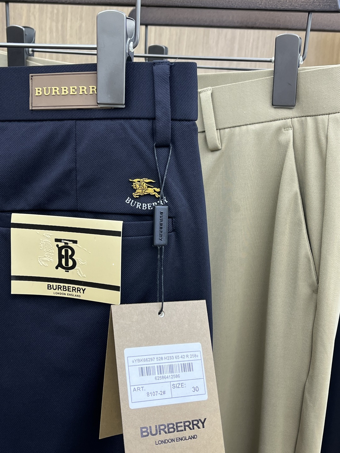 早春款 BBR 🔥🔥高端定制 26早春新款薄款休闲西裤 柜台同步发售 原版定制复刻 客供五金辅料 原单品