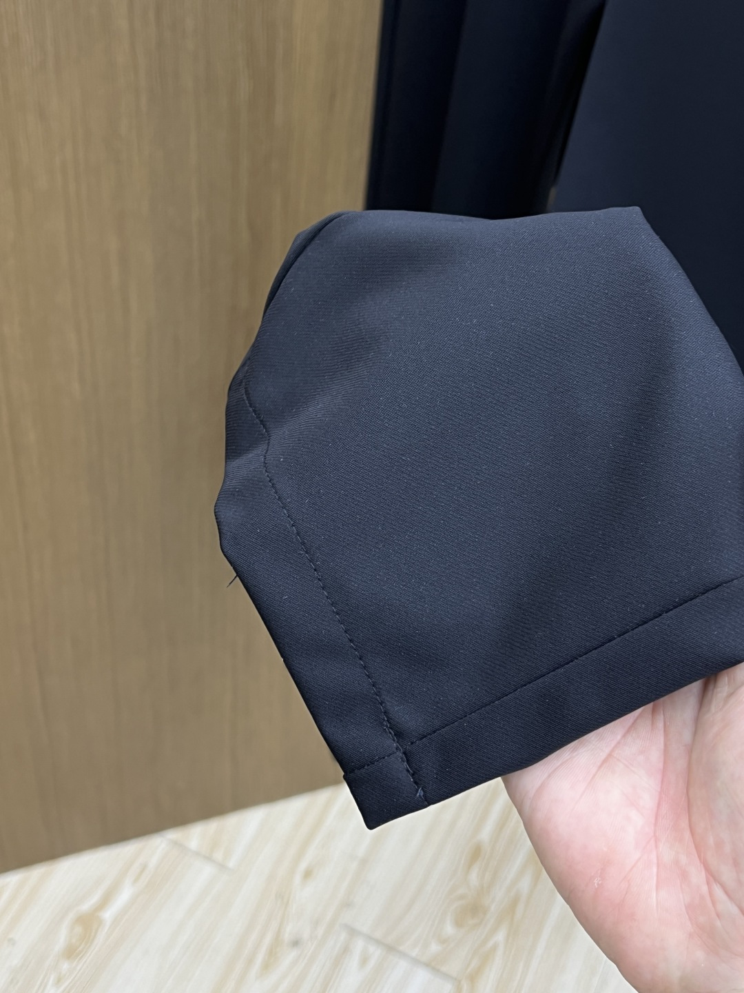 早春款 LV 🔥🔥高端定制 26早春新款薄款休闲西裤 柜台同步发售 原版定制复刻 客供五金辅料 原单品质