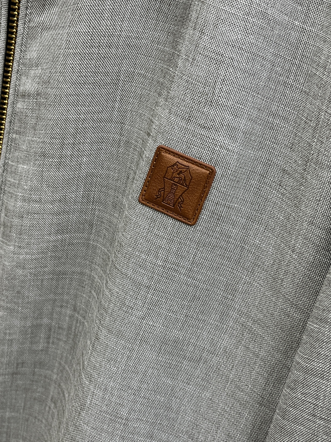 早春款 Loro Piana 🔥🔥早春轻奢棉麻系列，最新时尚翻领夹克外套.简约不单一，处处细节显工艺足够