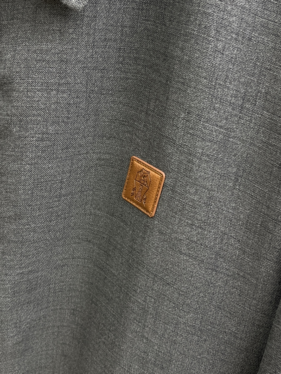 早春款 Loro Piana 🔥🔥早春轻奢棉麻系列，最新时尚翻领夹克外套.简约不单一，处处细节显工艺足够