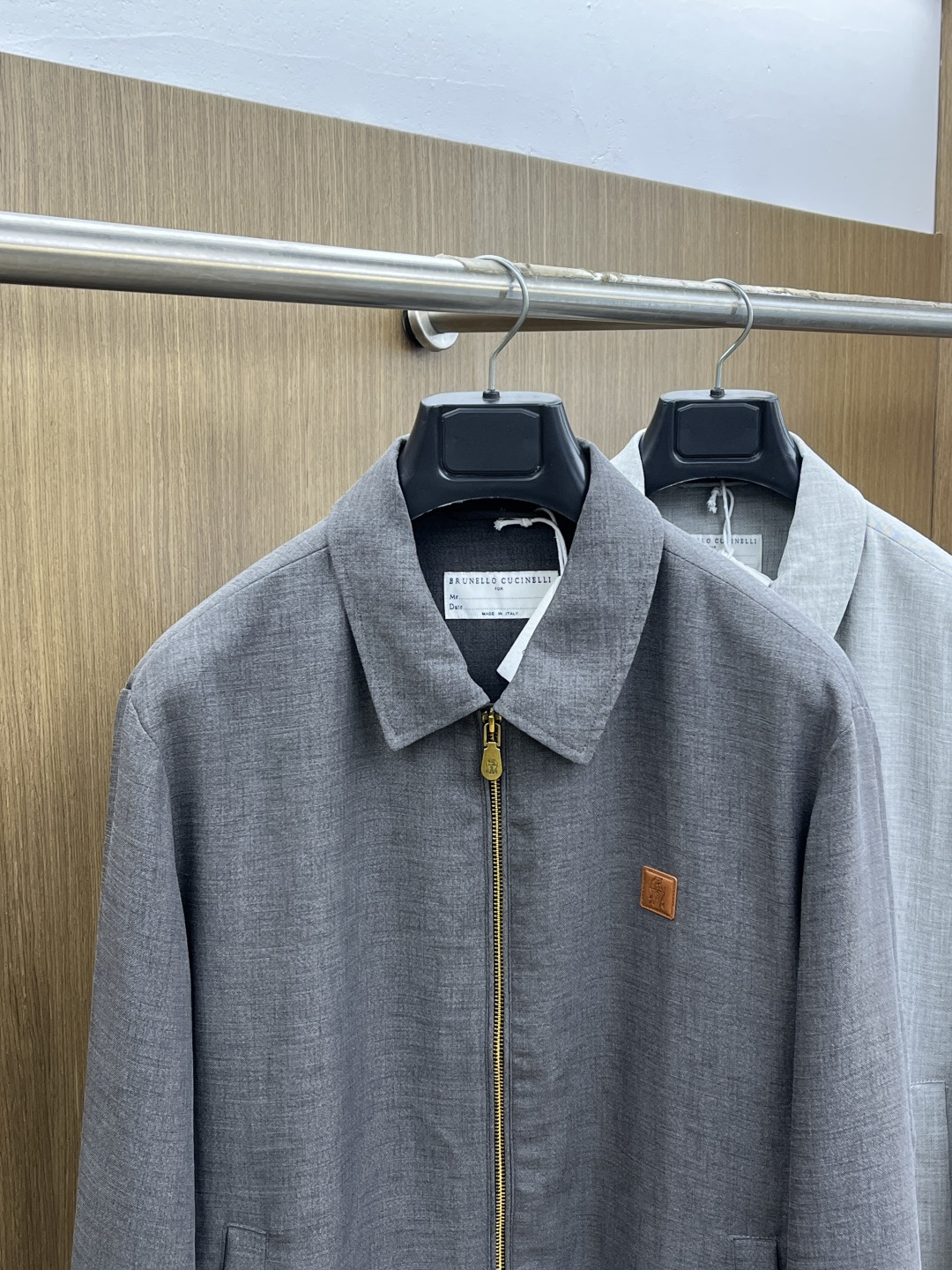 早春款 Loro Piana 🔥🔥早春轻奢棉麻系列，最新时尚翻领夹克外套.简约不单一，处处细节显工艺足够