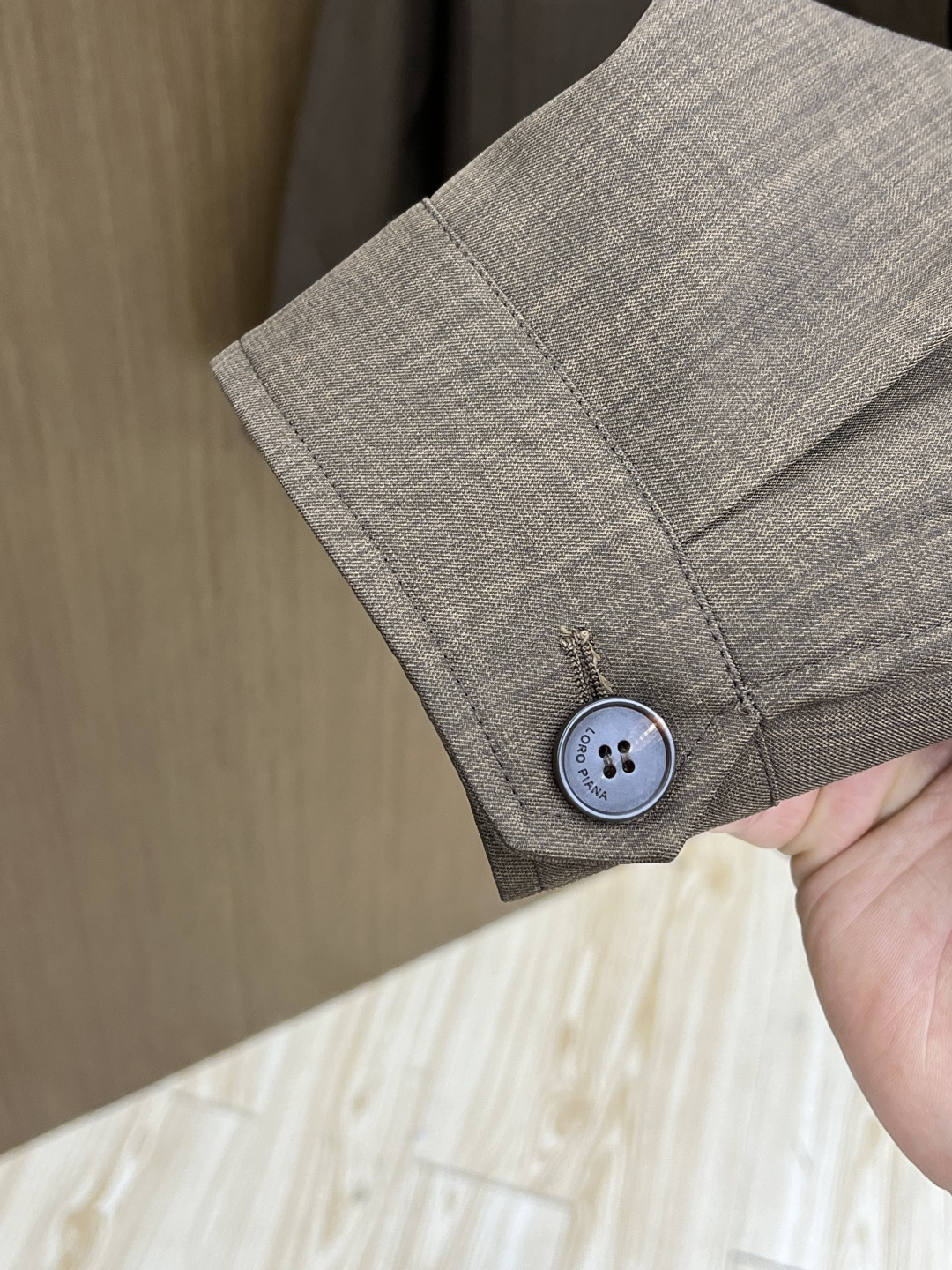 早春款 Loro Piana 🔥🔥早春棉麻老钱风系列，最新时尚翻领夹克外套.处处细节显工艺足够的高级 结