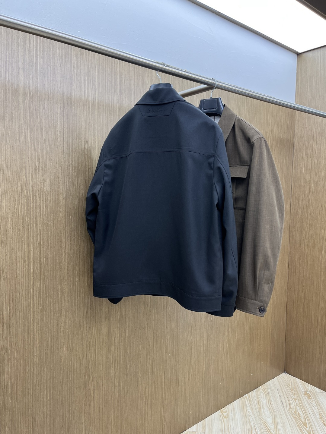 早春款 Loro Piana 🔥🔥早春棉麻老钱风系列，最新时尚翻领夹克外套.处处细节显工艺足够的高级 结