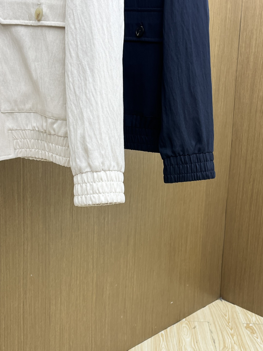 早春款 BC 🔥🔥早春棉麻轻奢系列，最新时尚翻领夹克外套.处处细节显工艺足够的高级 结构性剪裁的设计改变