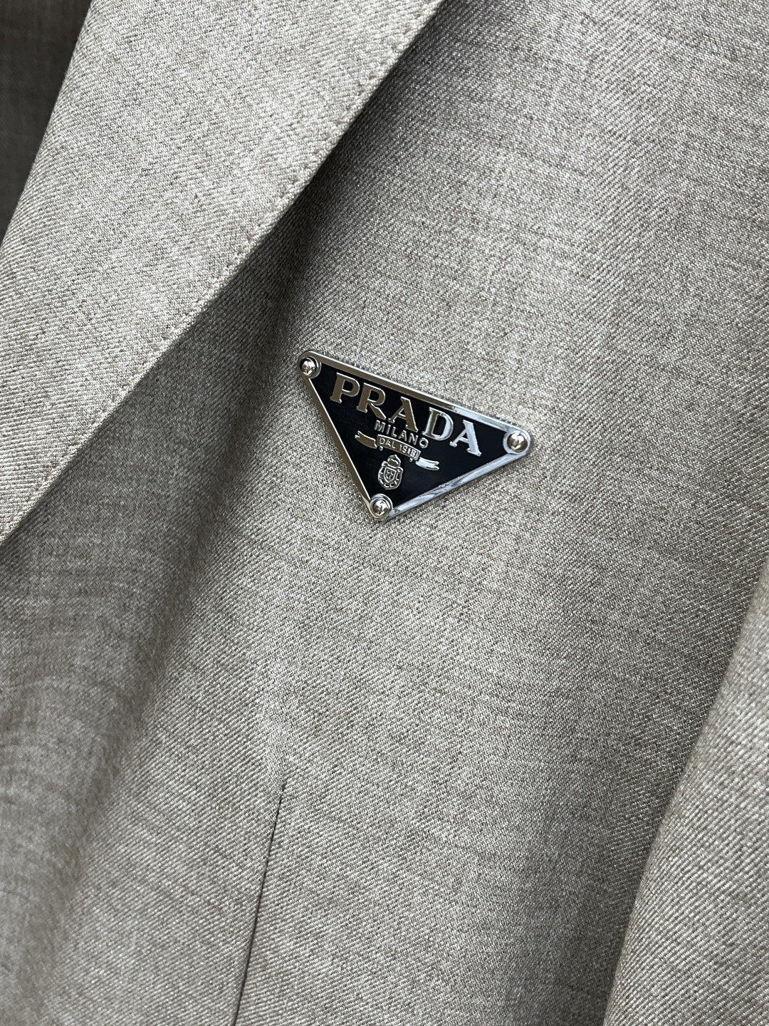 早春款 PD 🔥🔥早春棉麻轻奢系列，最新时尚男款西装外套.定织定染面料。处处细节显工艺足够的高级 结构性