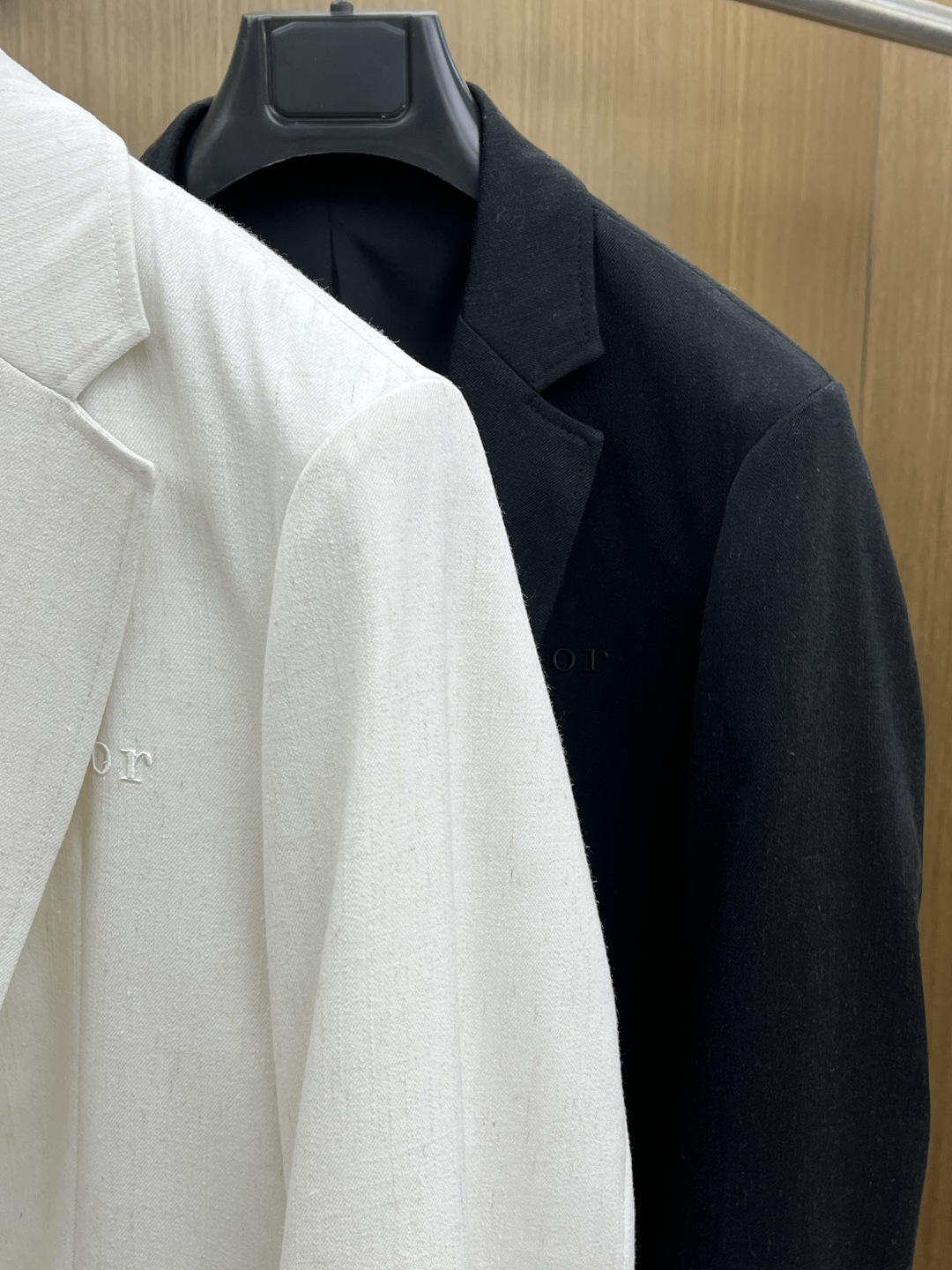 早春款 CD 🔥🔥早春棉麻轻奢系列，最新时尚男款西装外套.定织定染面料。处处细节显工艺足够的高级 结构性