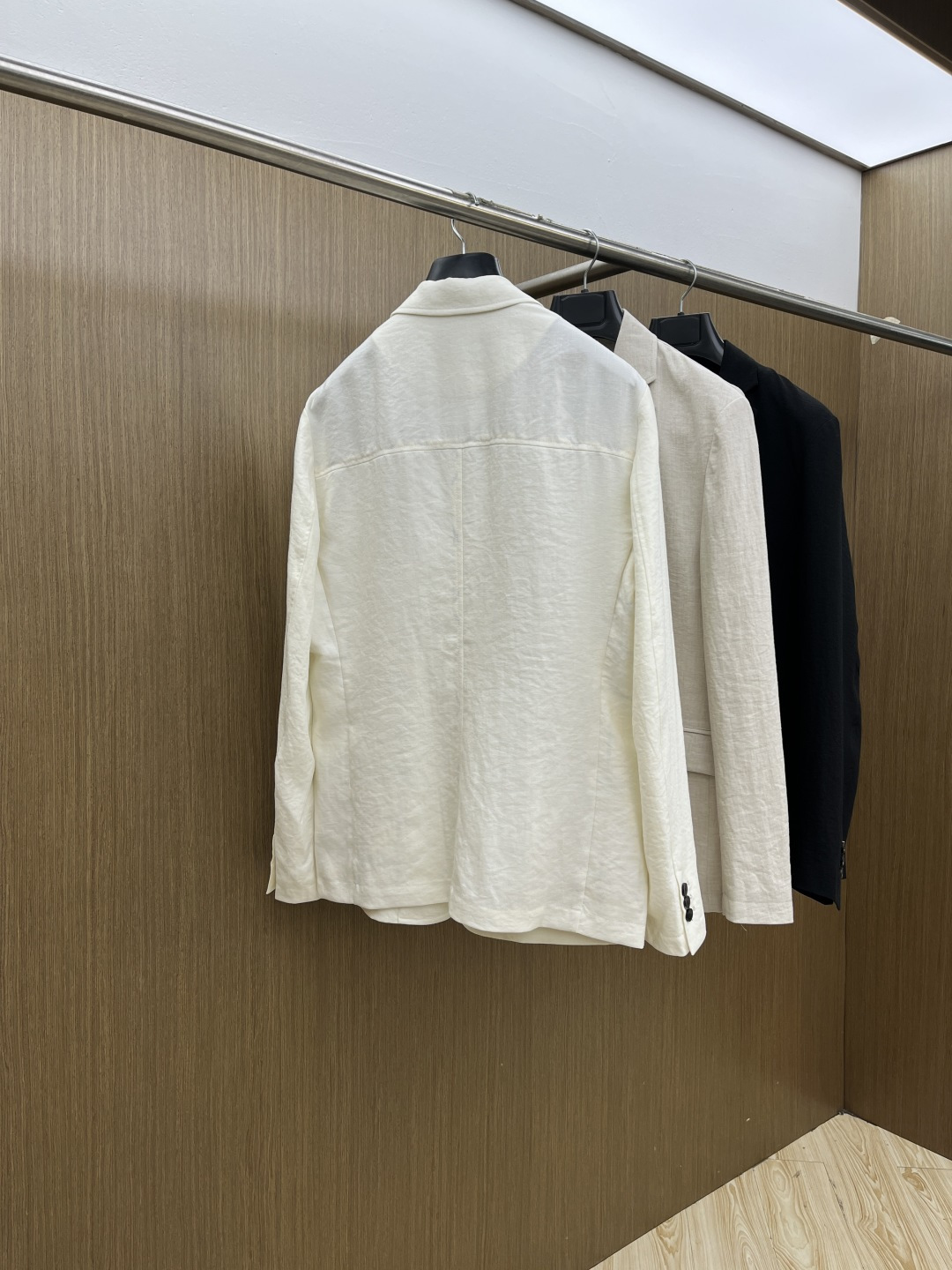 早春款 Loro Piana 🔥🔥早春老钱风棉麻系列，最新时尚男款西装外套.定织定染面料。处处细节显工艺