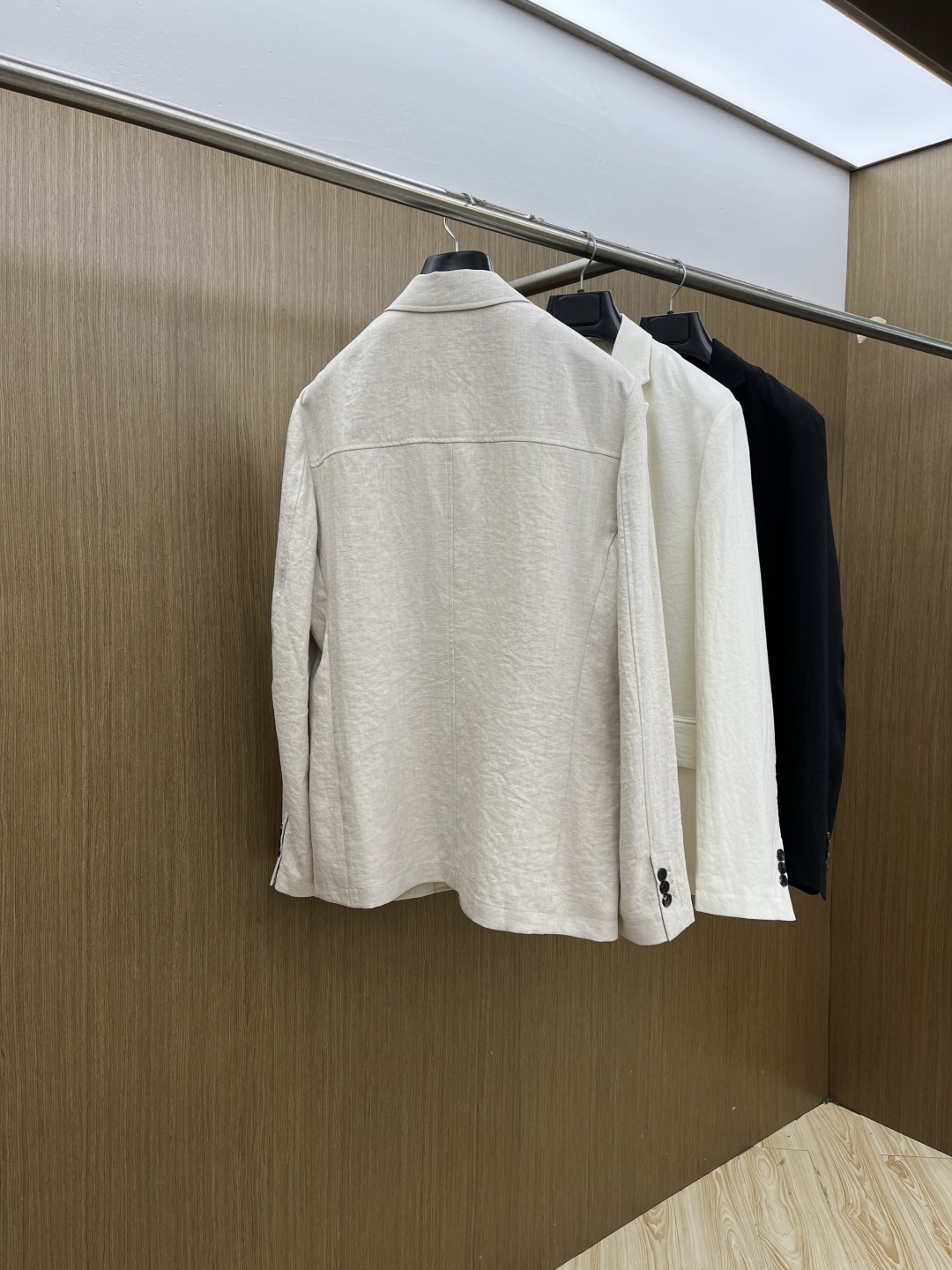 早春款 Loro Piana 🔥🔥早春老钱风棉麻系列，最新时尚男款西装外套.定织定染面料。处处细节显工艺