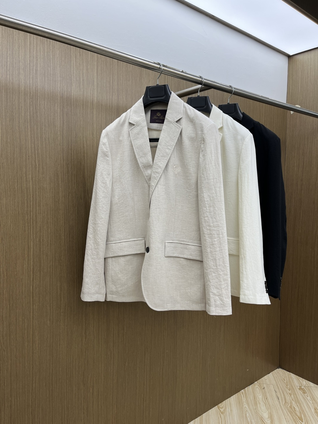 早春款 Loro Piana 🔥🔥早春老钱风棉麻系列，最新时尚男款西装外套.定织定染面料。处处细节显工艺