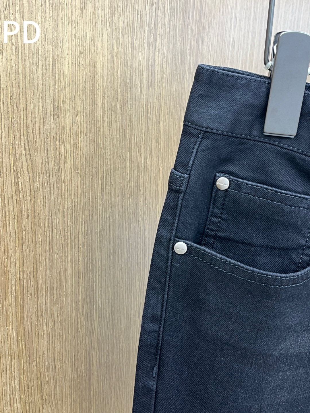 秋冬 PD 🔥🔥秋冬新品休闲牛仔裤 官网同步发售，裤身工艺设计，进口客供辅料、面料定制，代工厂出品免检！