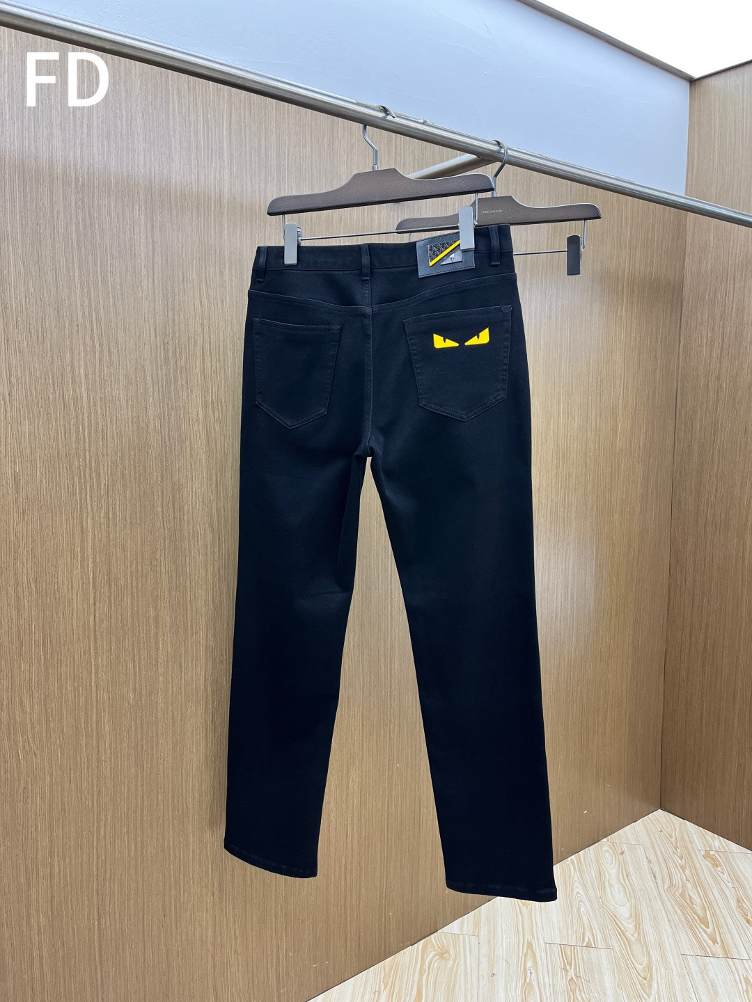 秋冬 FD 🔥🔥秋冬新品休闲牛仔裤 官网同步发售，裤身工艺设计，进口客供辅料、面料定制，代工厂出品免检！