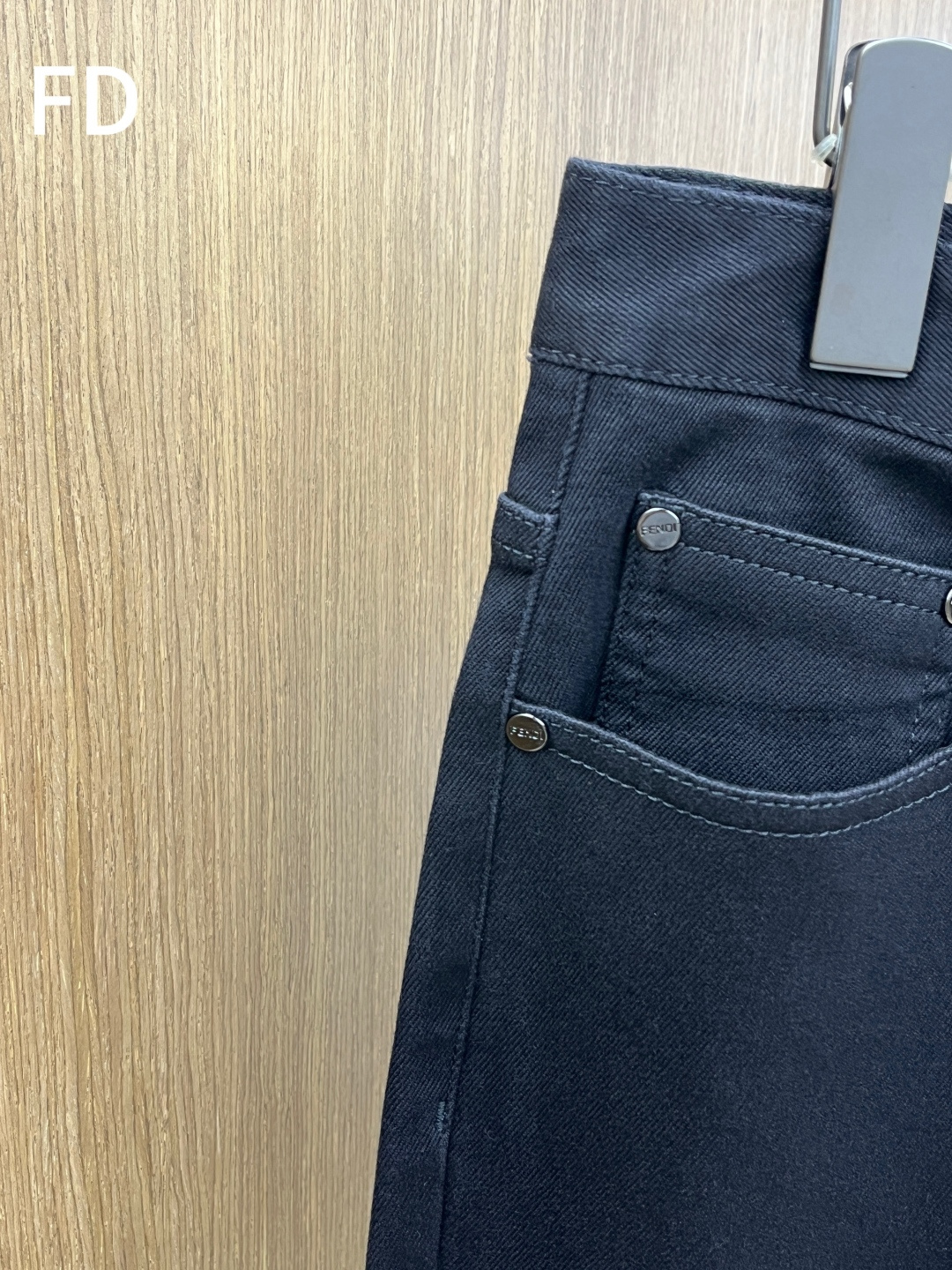 秋冬 FD 🔥🔥秋冬新品休闲牛仔裤 官网同步发售，裤身工艺设计，进口客供辅料、面料定制，代工厂出品免检！