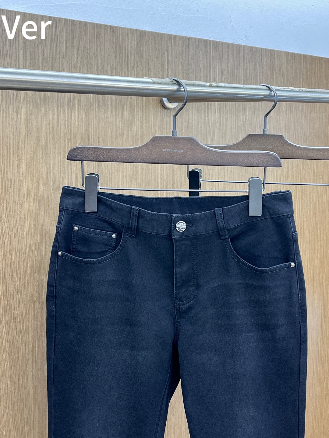 秋冬 VER 🔥🔥秋冬新品休闲牛仔裤 官网同步发售，裤身工艺设计，进口客供辅料、面料定制，代工厂出品免检
