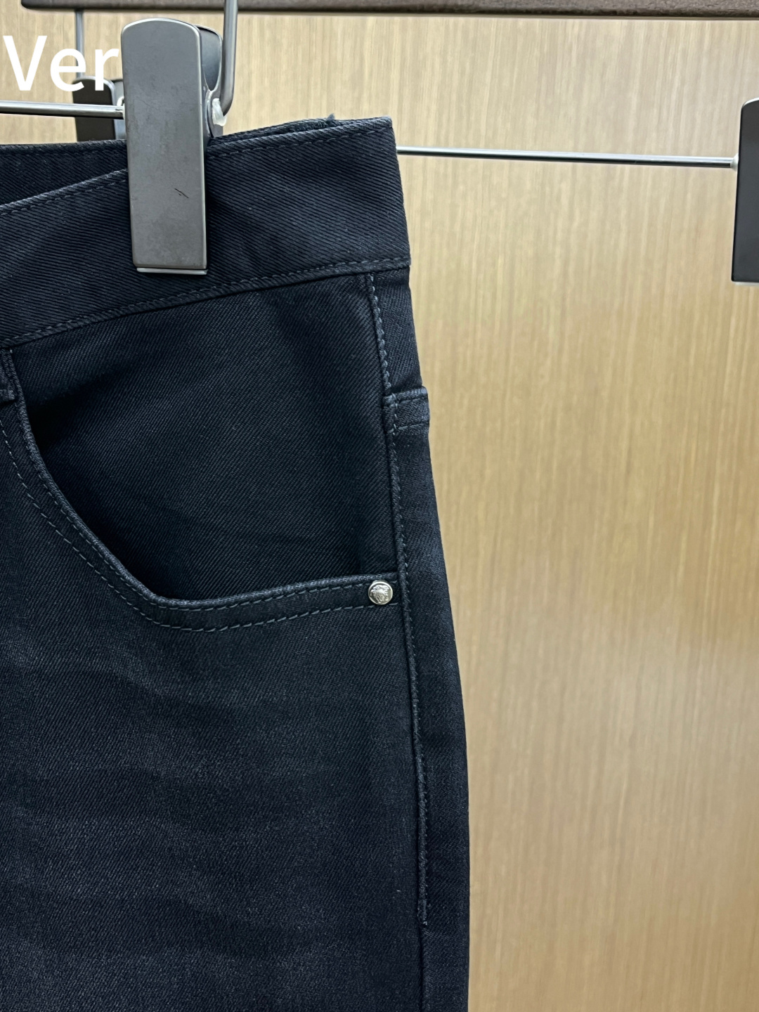 秋冬 VER 🔥🔥秋冬新品休闲牛仔裤 官网同步发售，裤身工艺设计，进口客供辅料、面料定制，代工厂出品免检