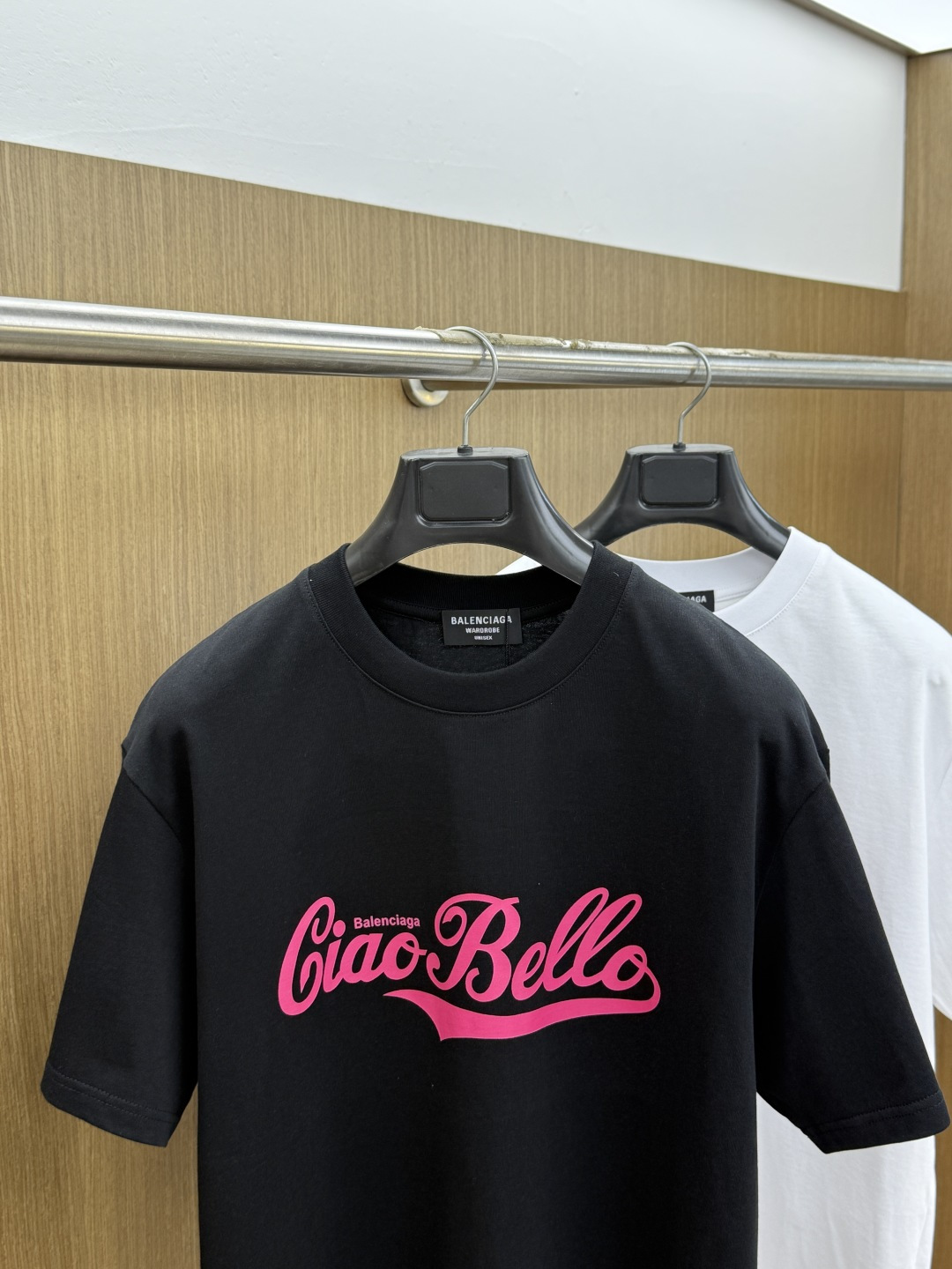 新品 BBG 🔥🔥春夏新款男女同款👫短袖圆领T恤，极具个性高级风，标志logo印花工艺设计！定制纯棉面料