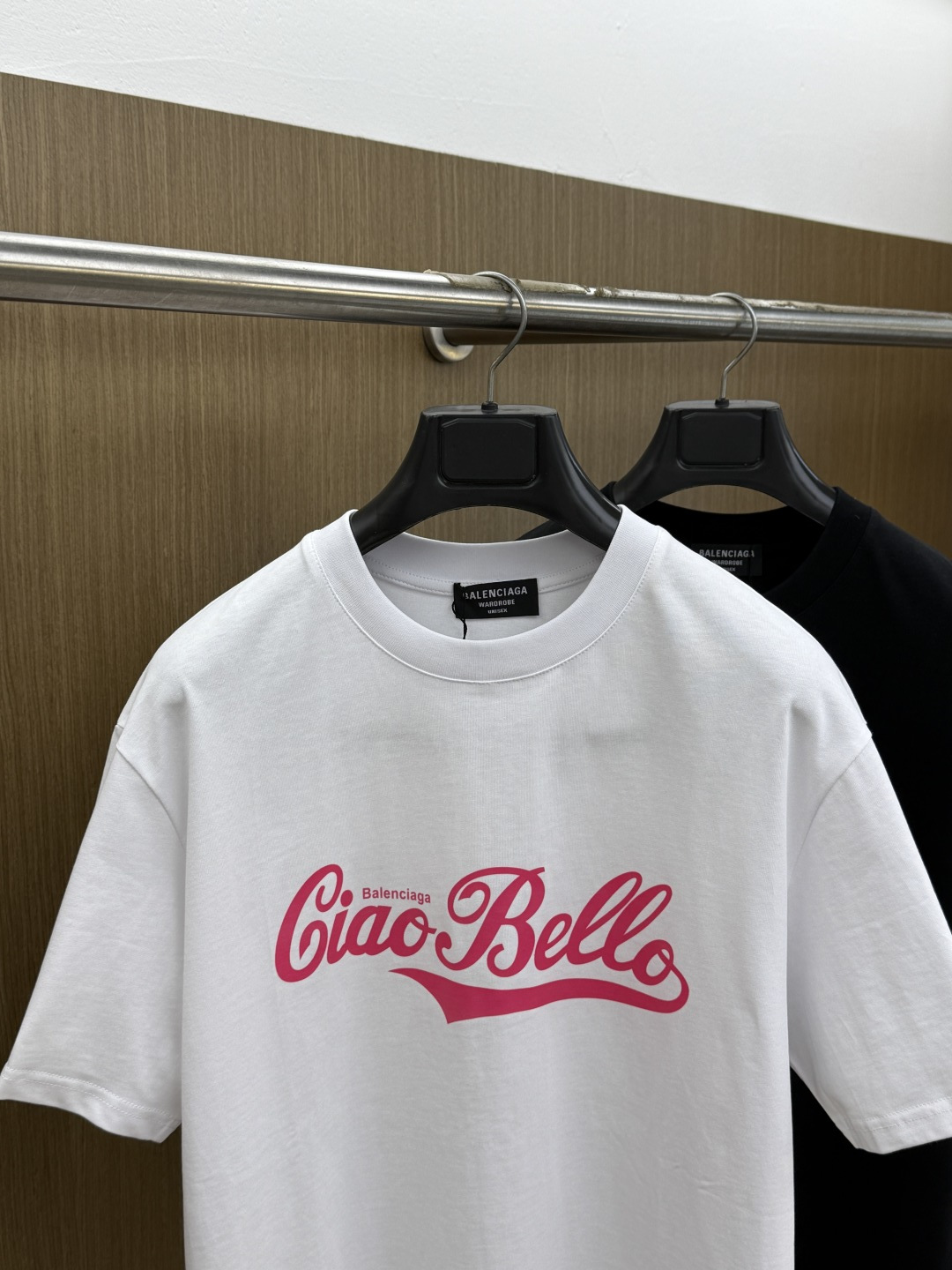 新品 BBG 🔥🔥春夏新款男女同款👫短袖圆领T恤，极具个性高级风，标志logo印花工艺设计！定制纯棉面料