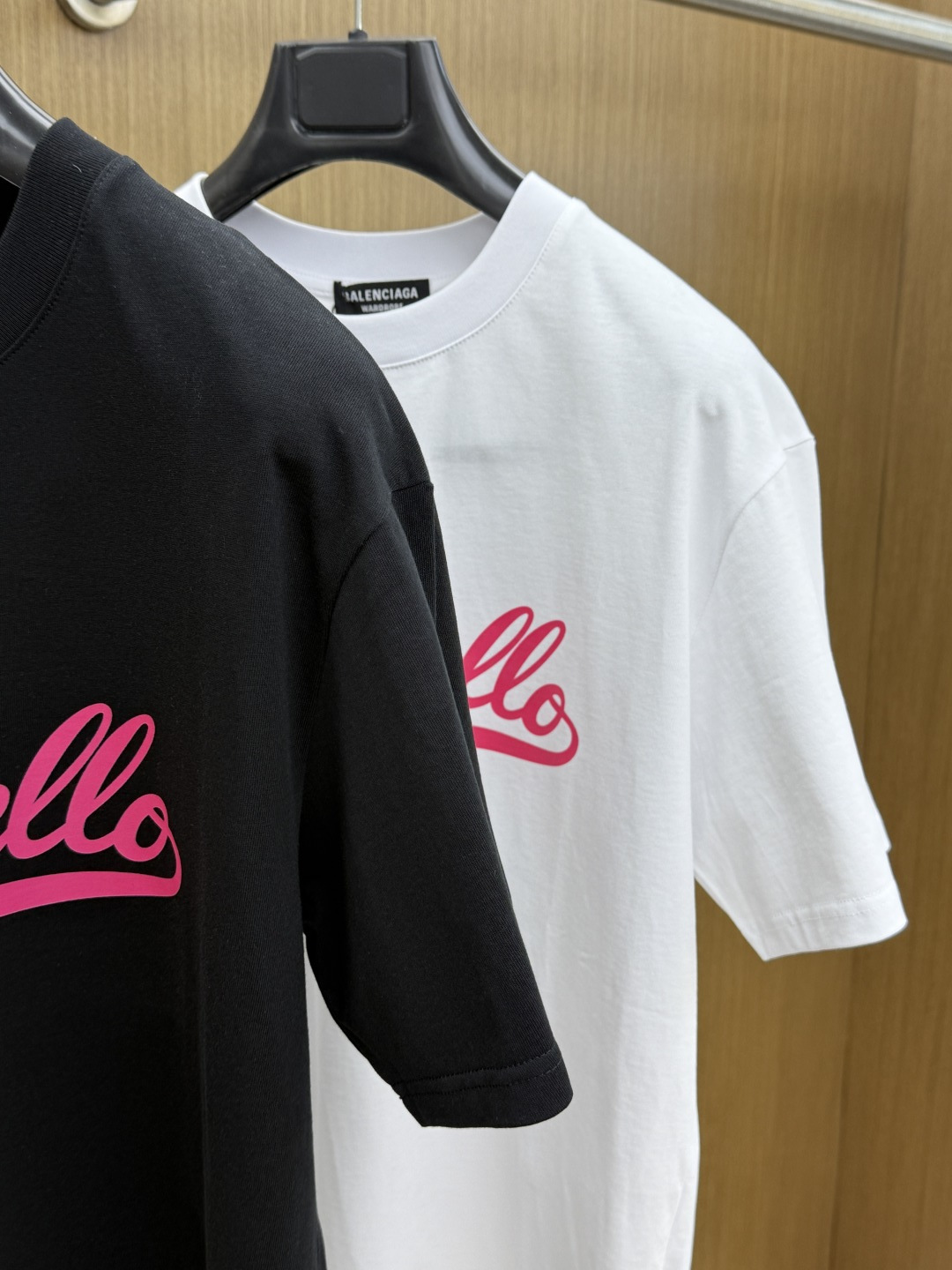 新品 BBG 🔥🔥春夏新款男女同款👫短袖圆领T恤，极具个性高级风，标志logo印花工艺设计！定制纯棉面料