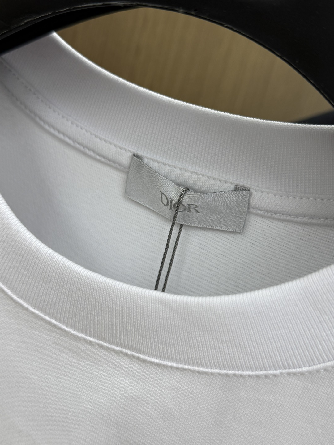 新品 CD 🔥🔥春夏新款男女同款👫短袖圆领T恤，极具个性高级风，标志logo印花工艺设计！定制纯棉面料！