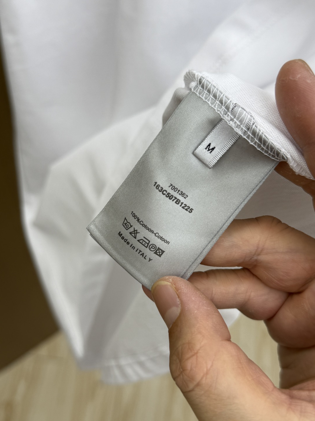 新品 CD 🔥🔥春夏新款男女同款👫短袖圆领T恤，极具个性高级风，标志logo印花工艺设计！定制纯棉面料！