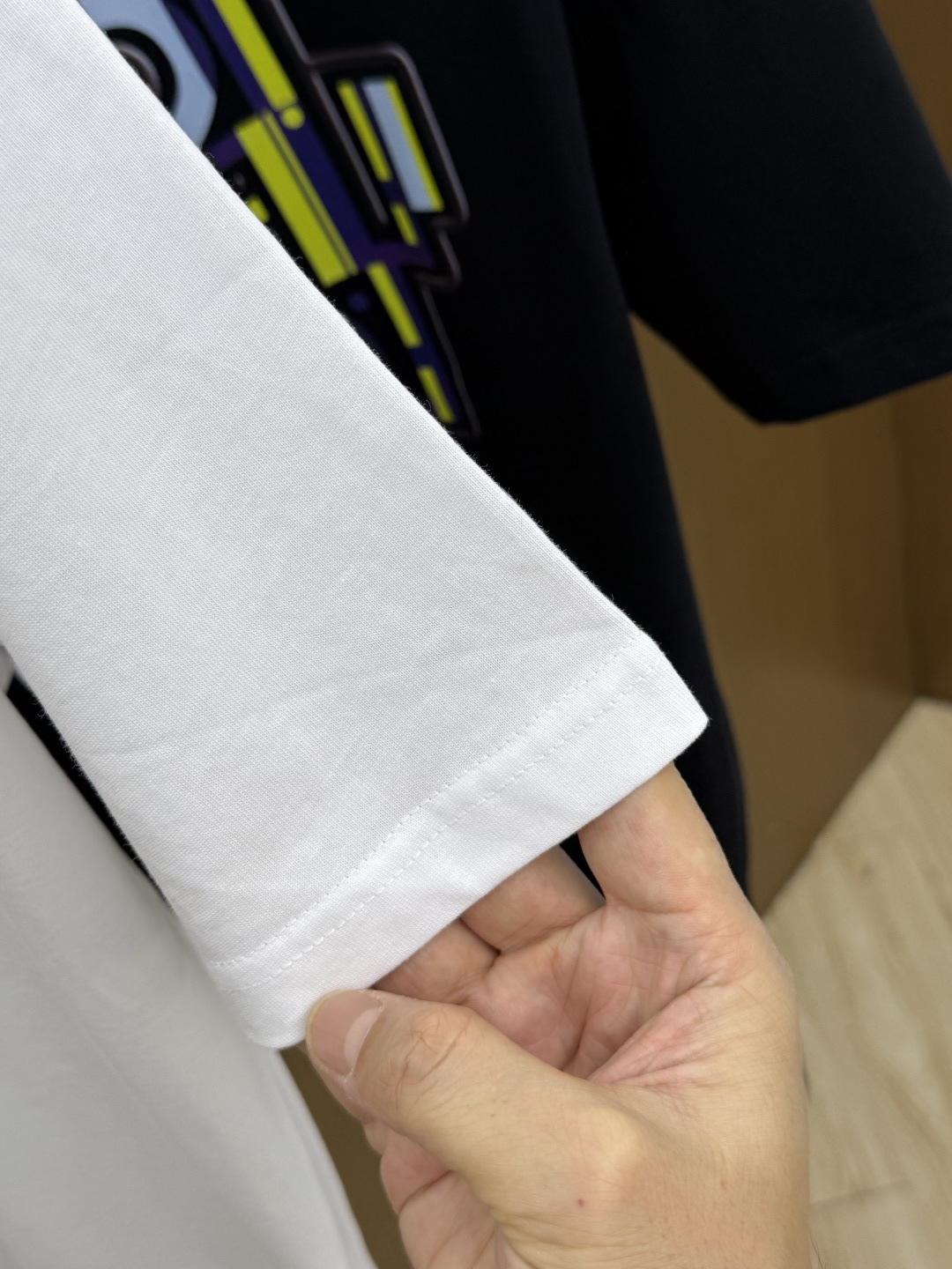 新品 FD 🔥🔥春夏新款男女同款👫短袖圆领T恤，极具个性高级风，标志logo印花工艺设计！定制纯棉面料！