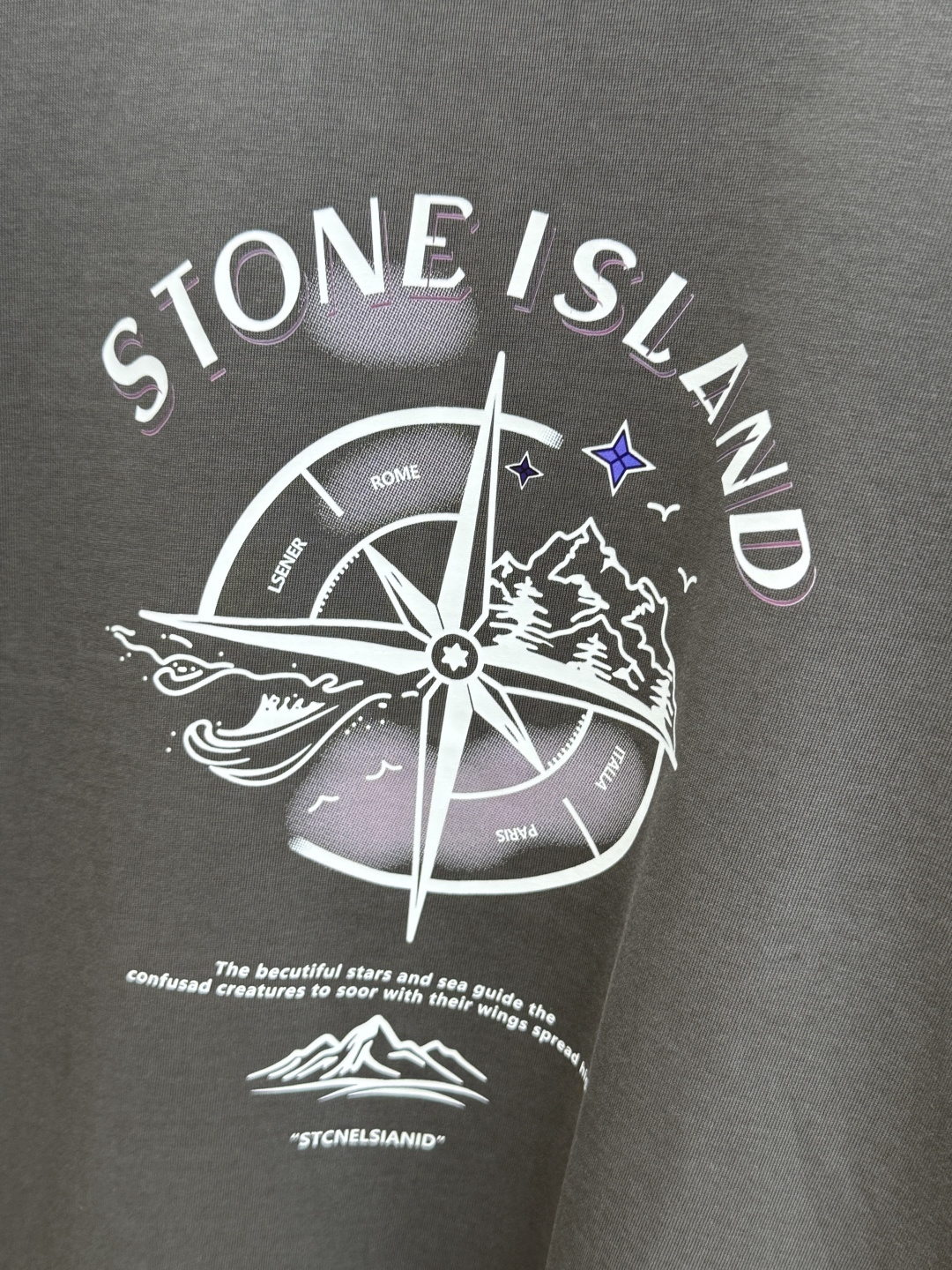 新品 石头岛🔥🔥春夏新款男女同款👫短袖圆领T恤，极具个性高级风，标志logo印花工艺设计！定制纯棉面料！